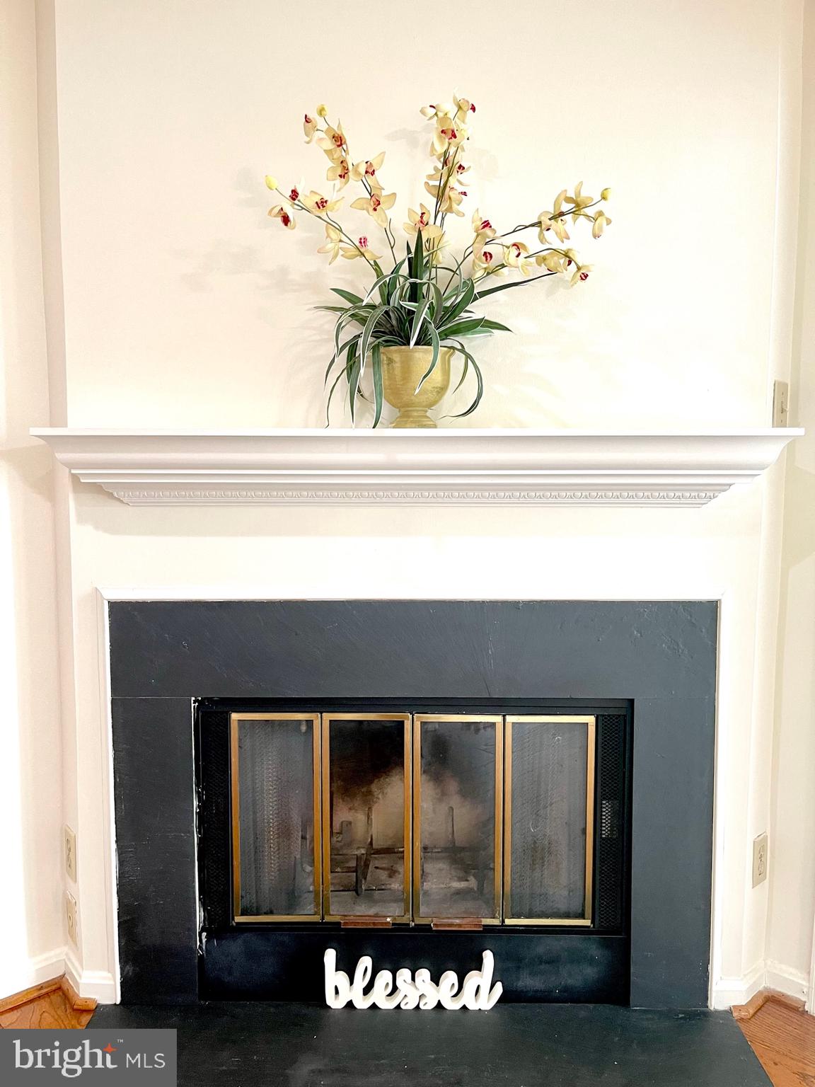 LAKESHORE - Residential