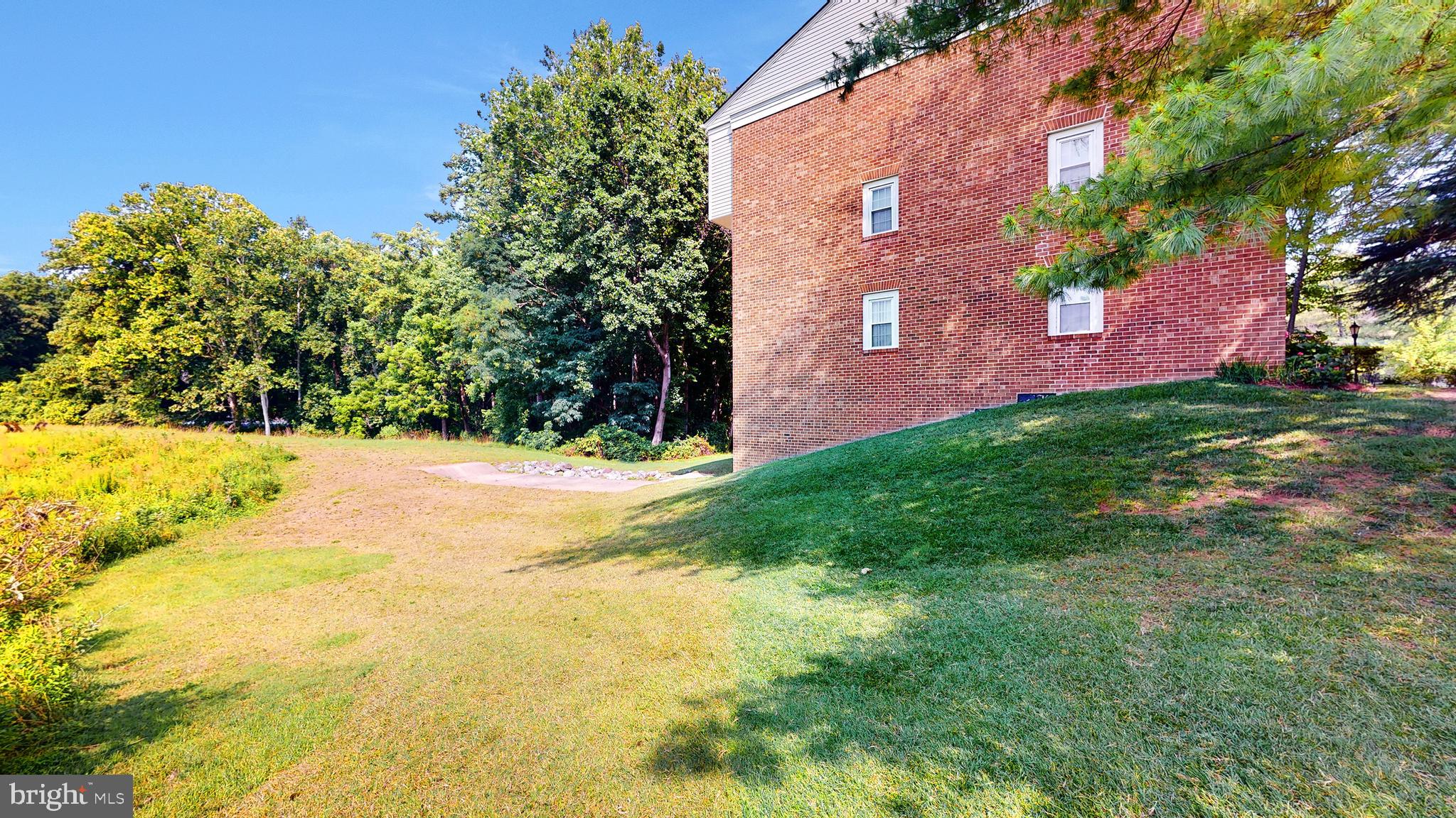 LAKESHORE - Residential