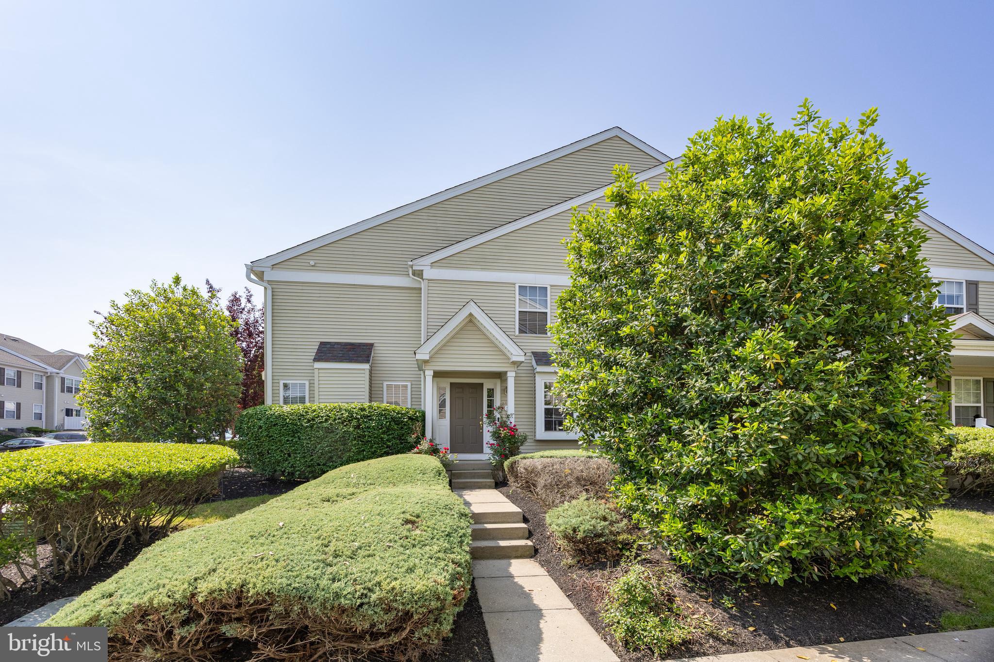 32 GRANITE LANE 8