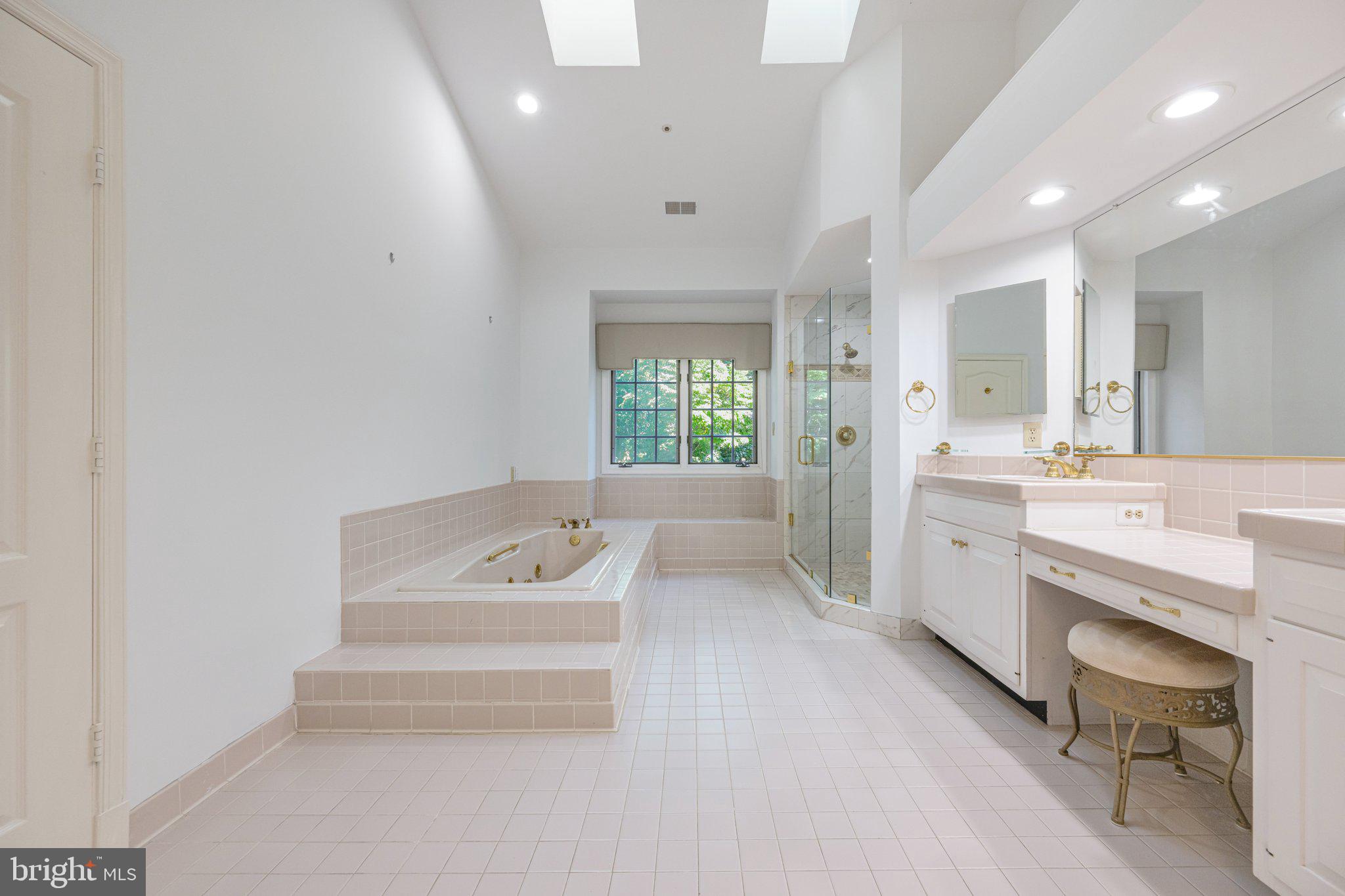 BROOKMONT - Residential