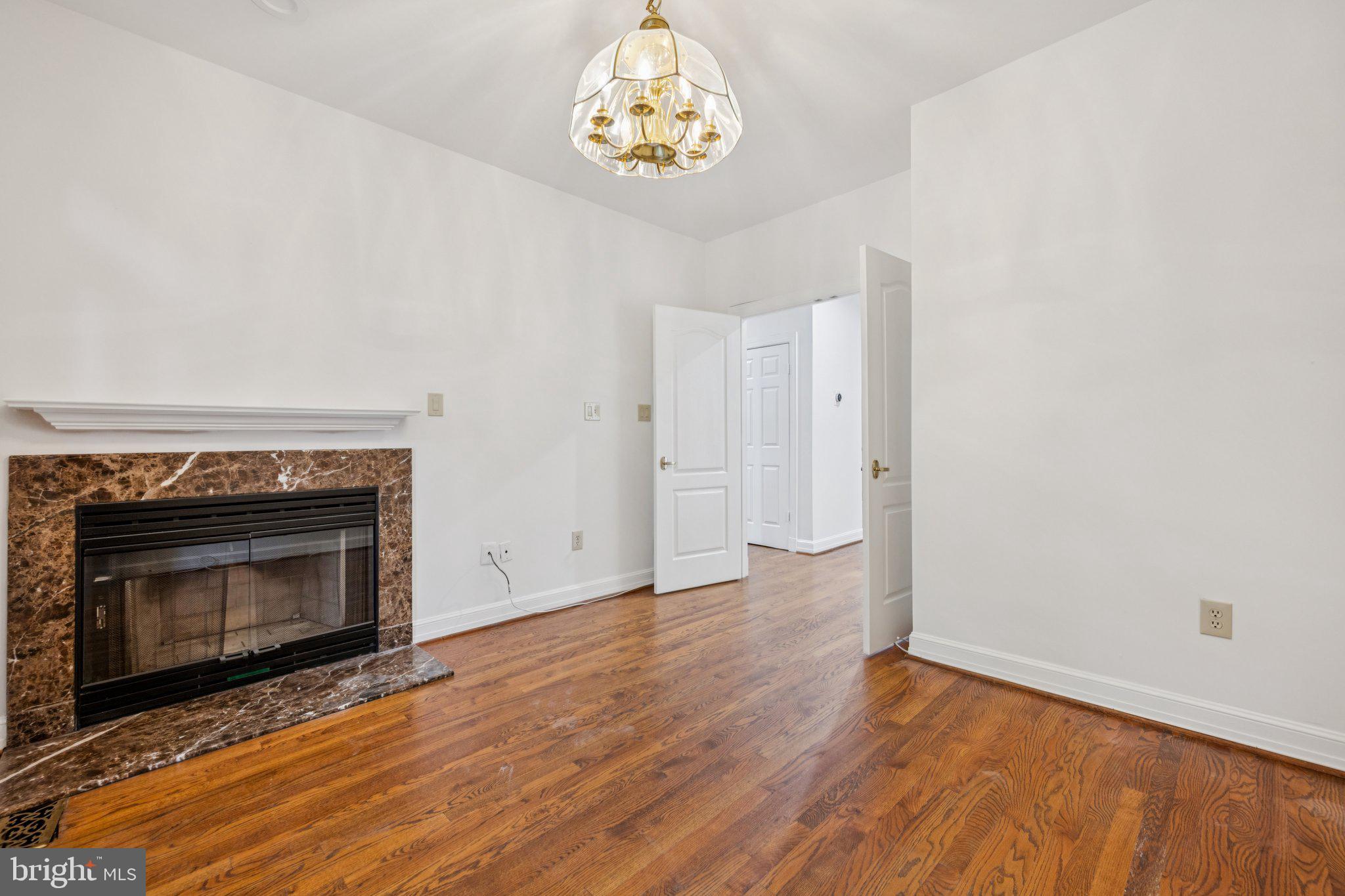 BROOKMONT - Residential