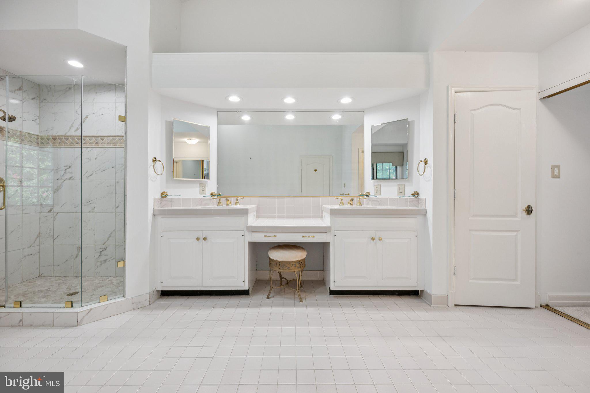 BROOKMONT - Residential