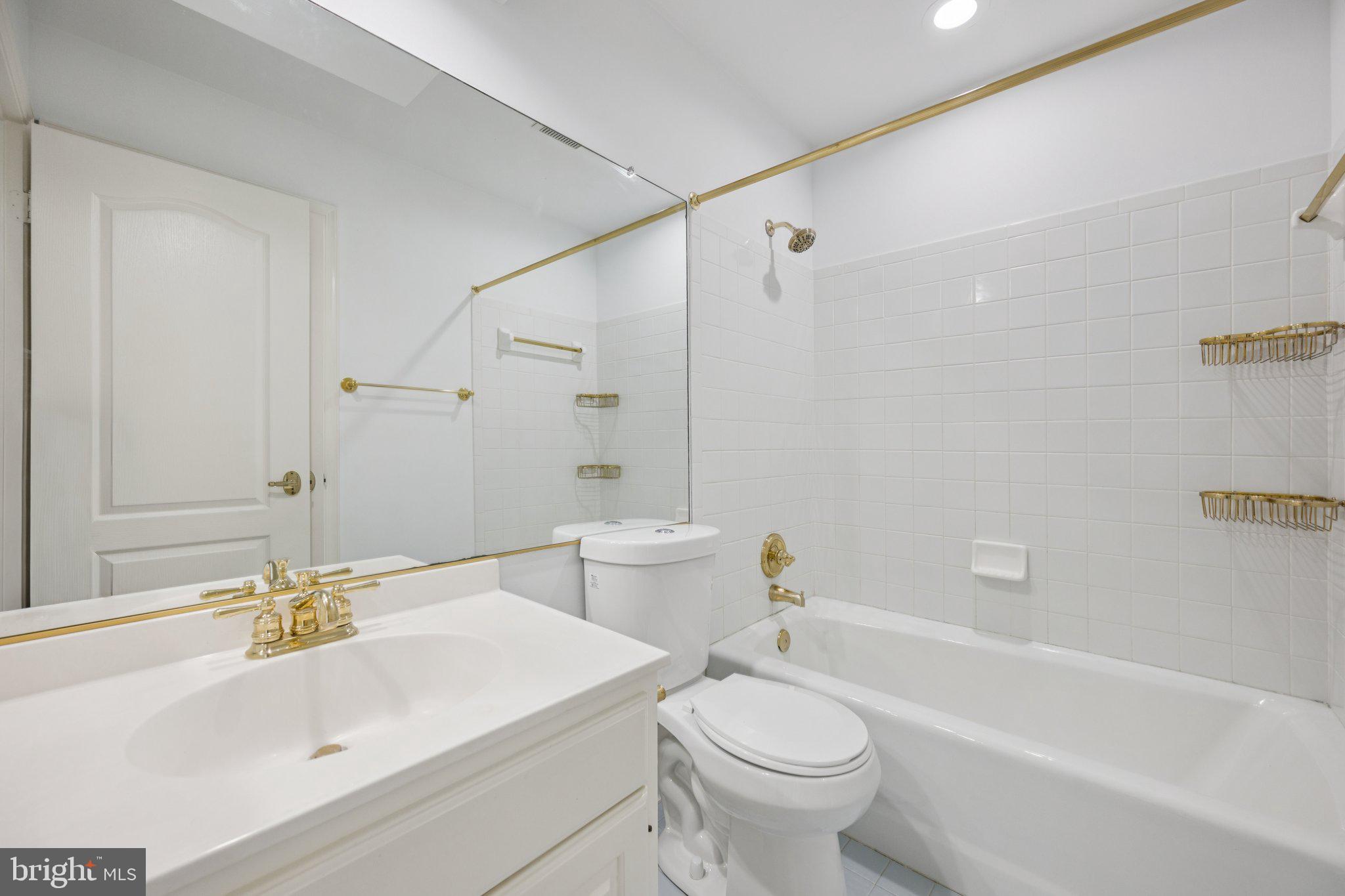 BROOKMONT - Residential