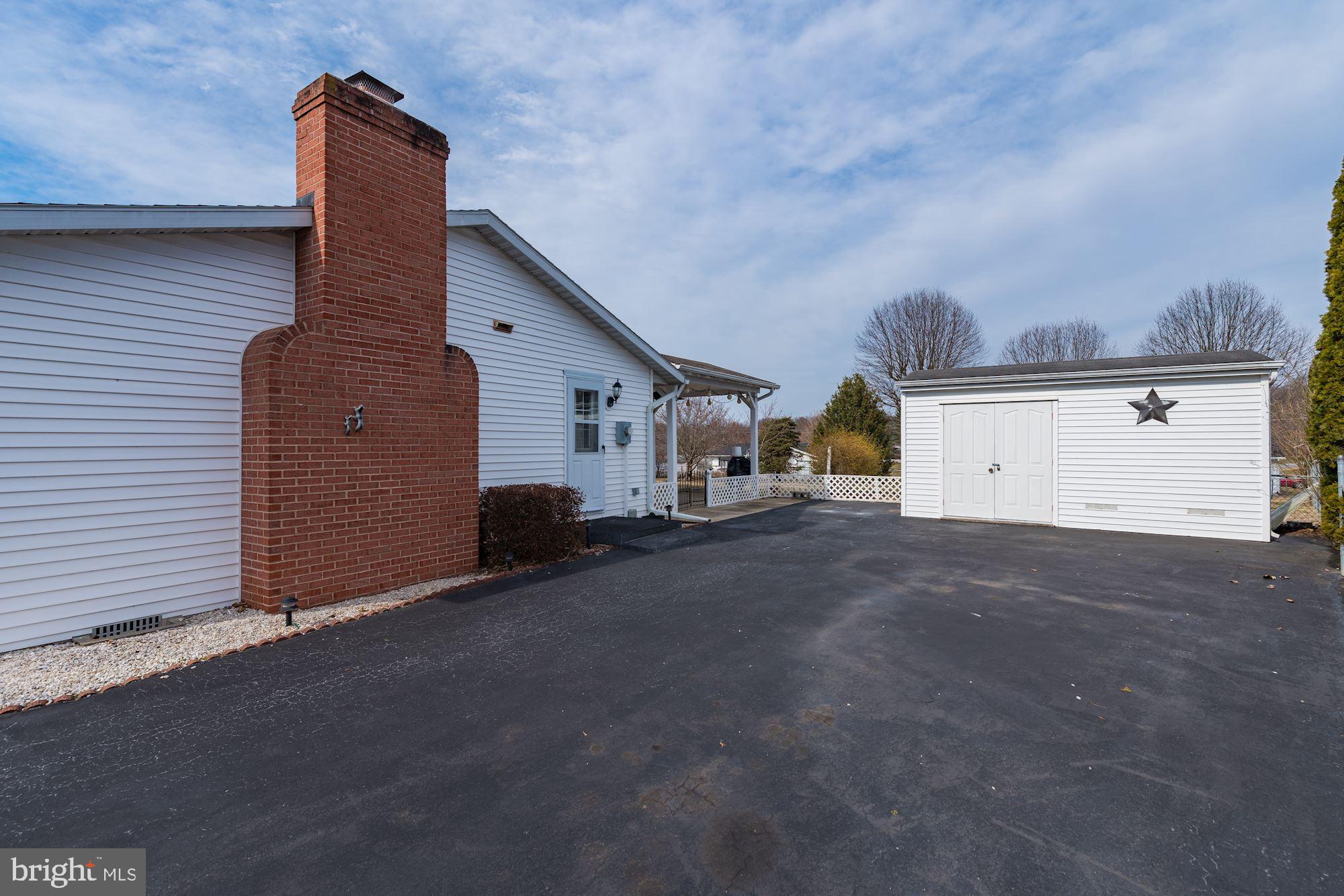 TUSCAWILLA HILLS - Residential