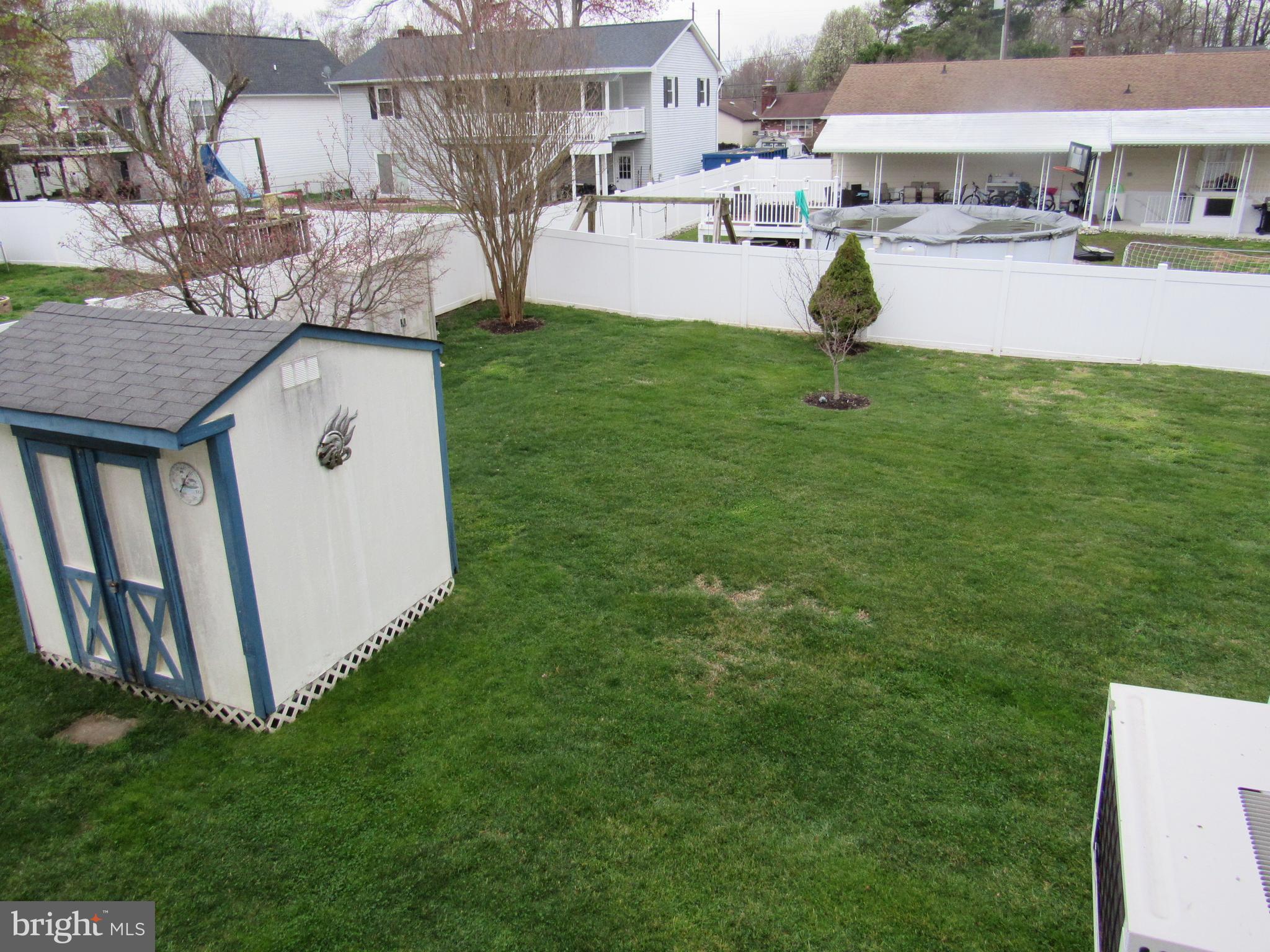 TWIN RIVER BEACH - Residential