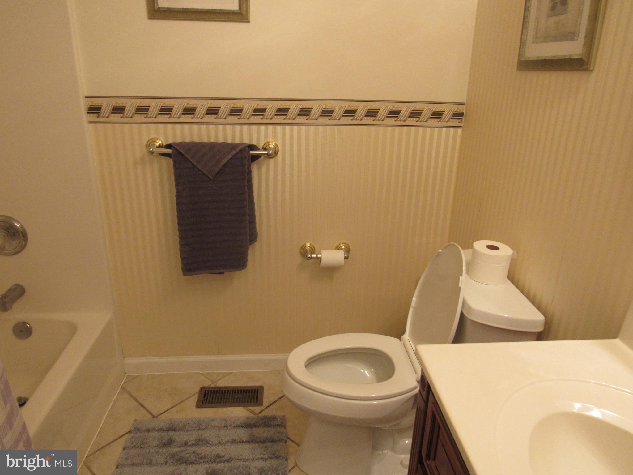 TWIN RIVER BEACH - Residential