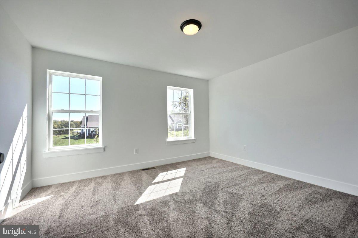 HAMPTON HEIGHTS - Residential