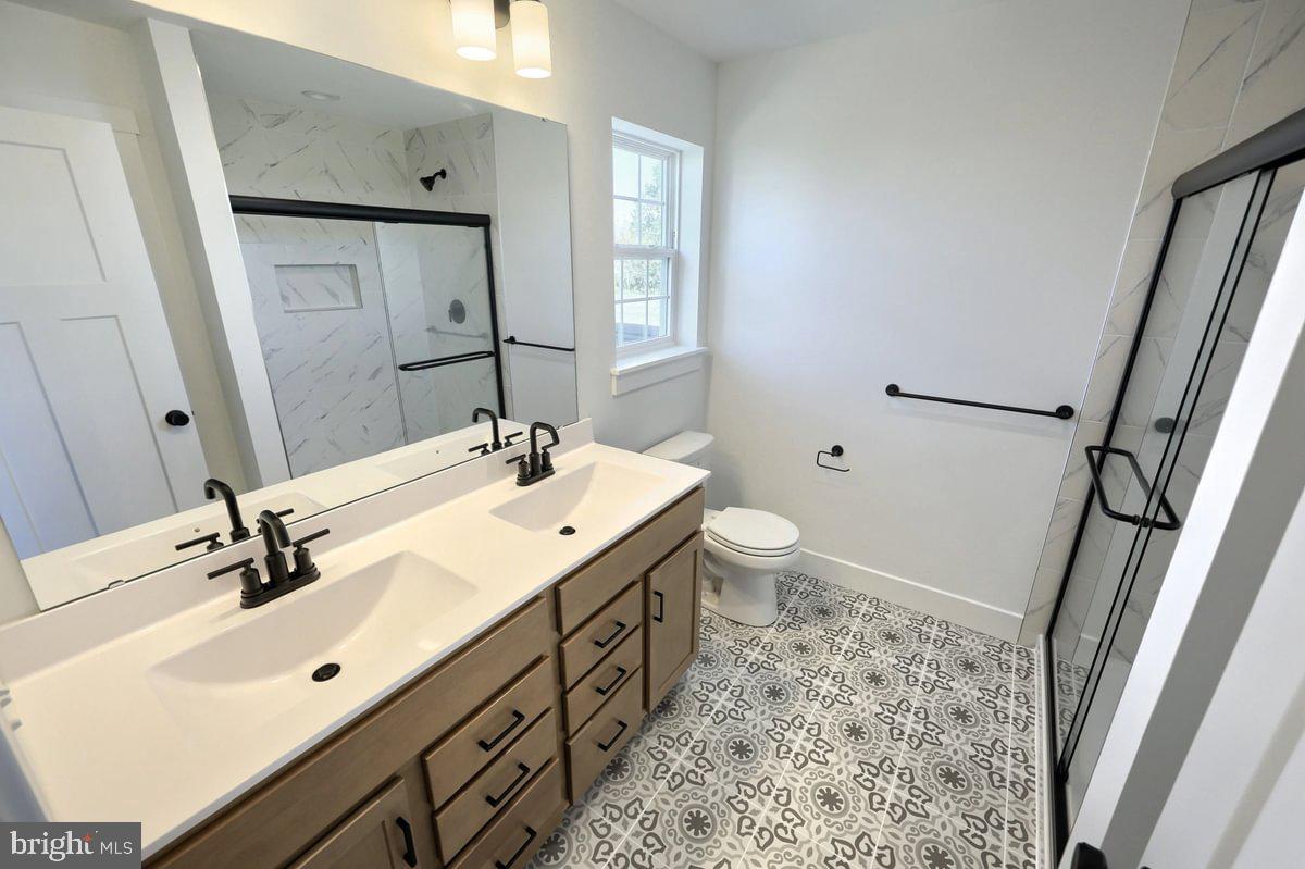 HAMPTON HEIGHTS - Residential