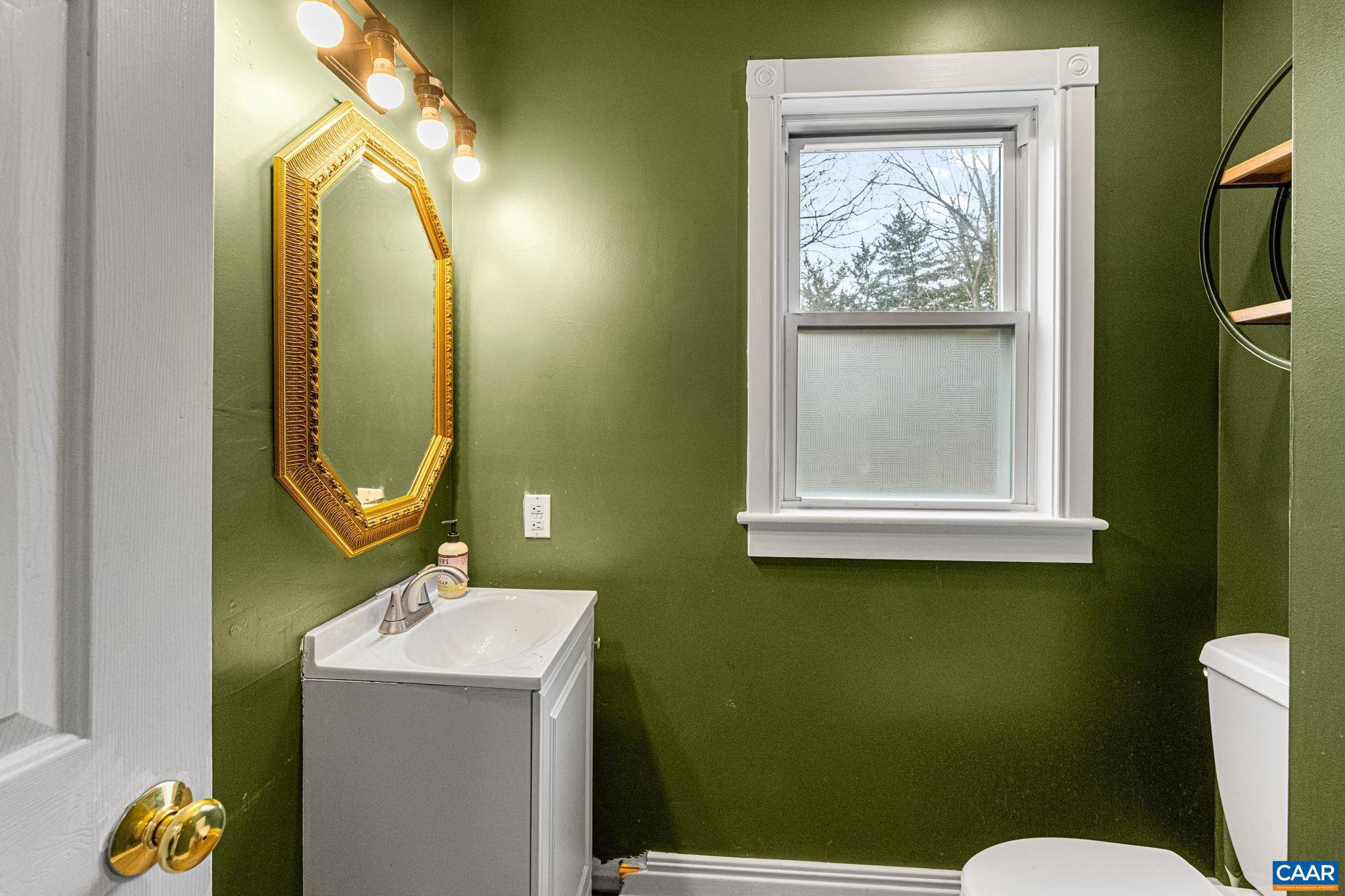 LAKE MONTICELLO - Residential