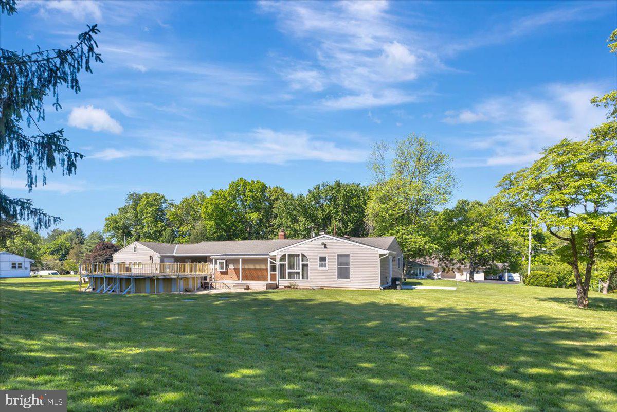 SUNNYBROOK FARMS - Residential