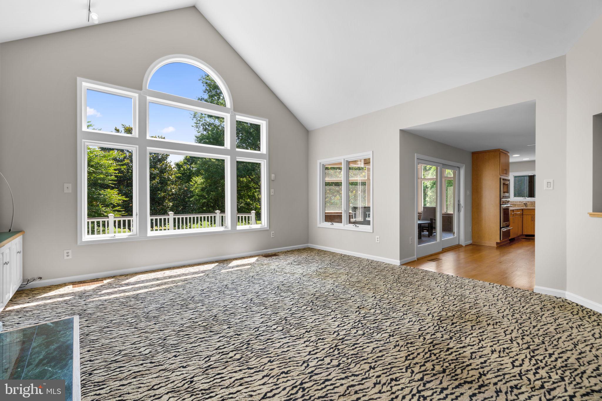 HOBBITS GLEN - Residential