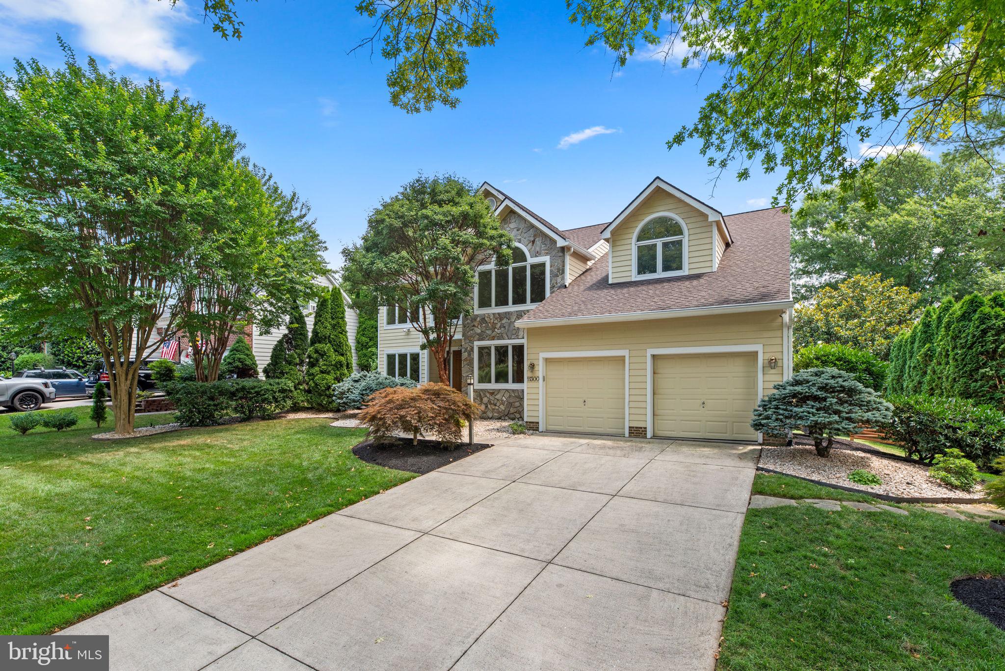 HOBBITS GLEN - Residential