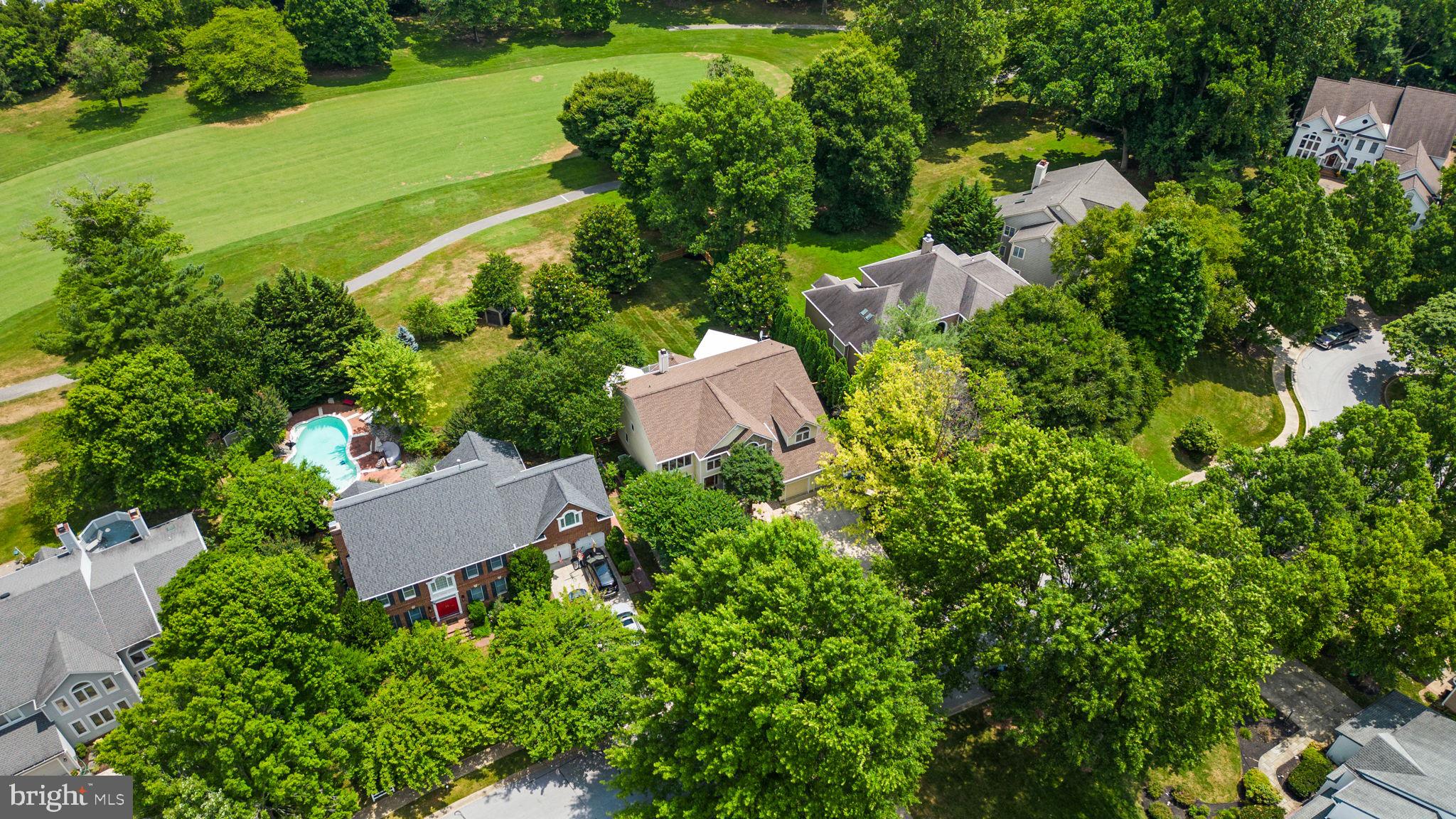 HOBBITS GLEN - Residential