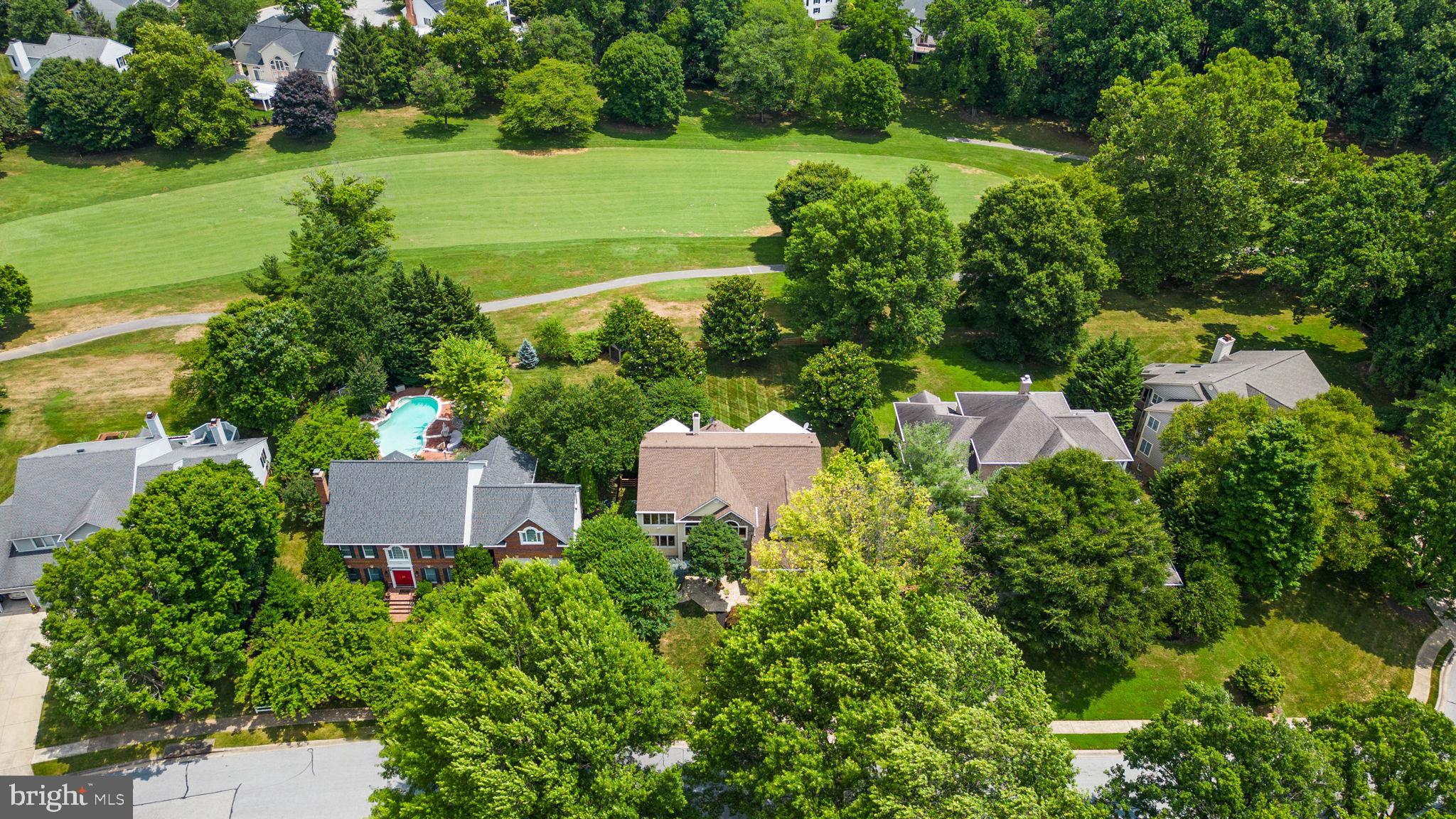 HOBBITS GLEN - Residential