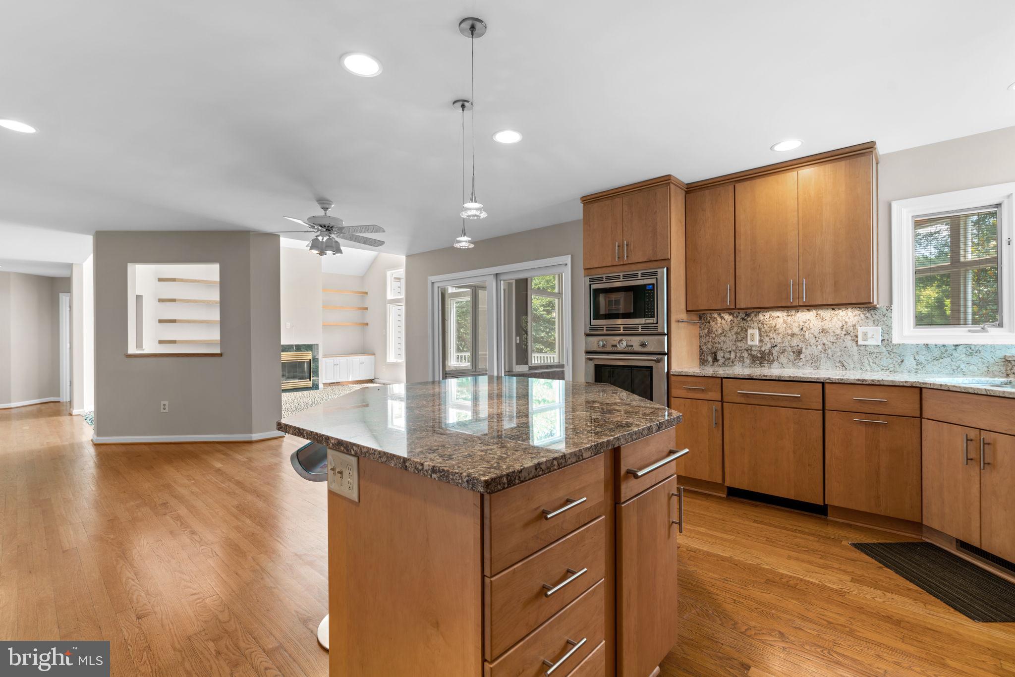 HOBBITS GLEN - Residential