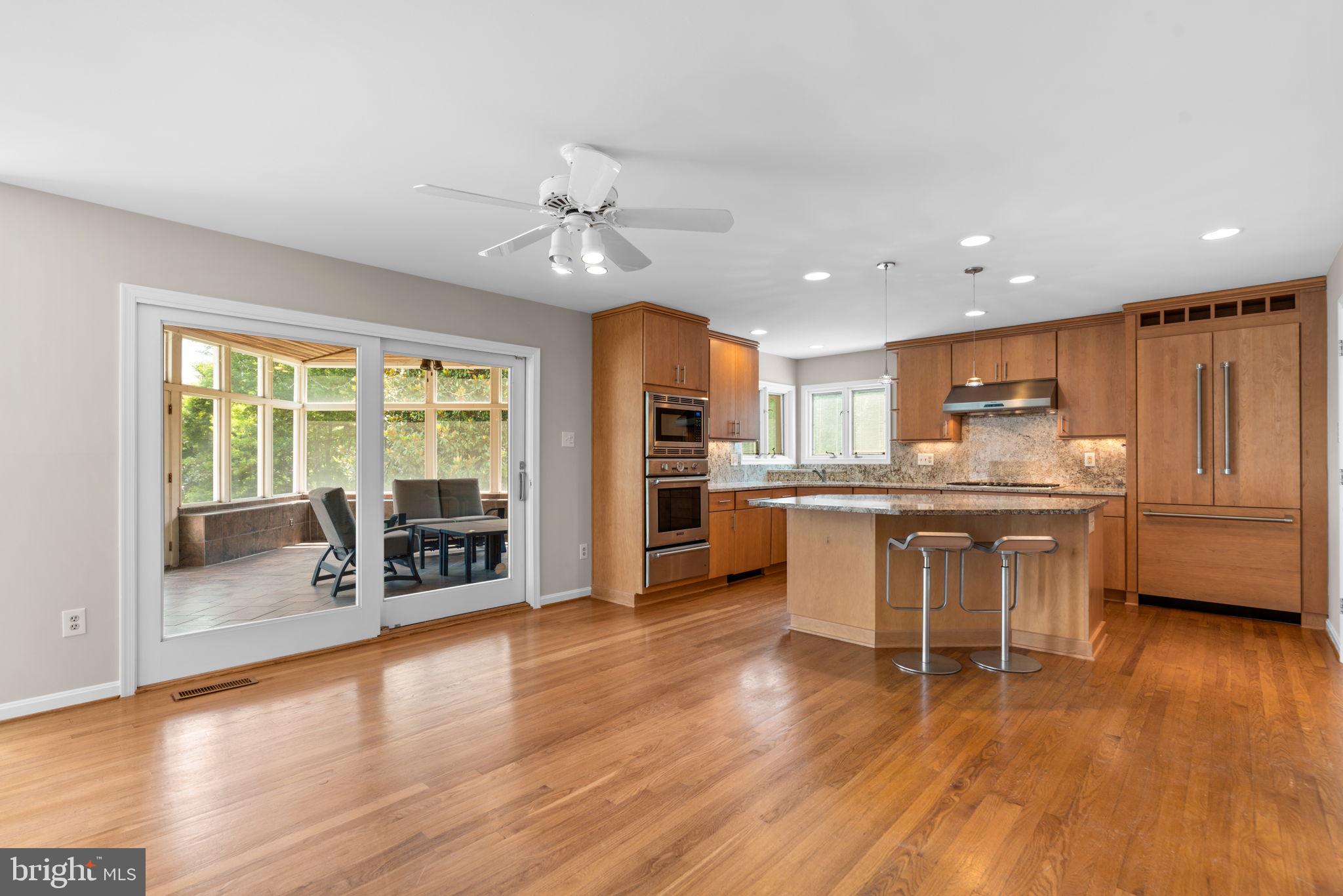 HOBBITS GLEN - Residential