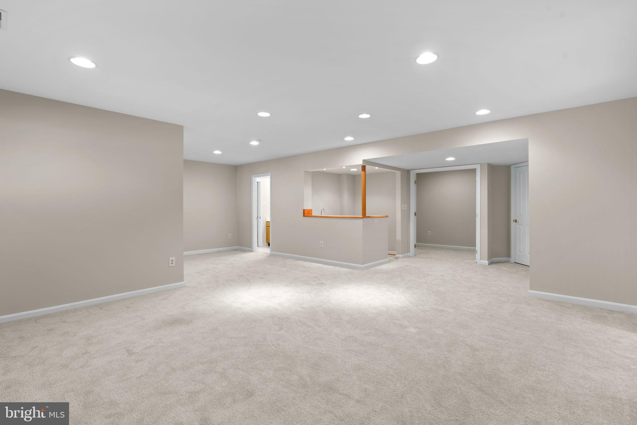 HOBBITS GLEN - Residential