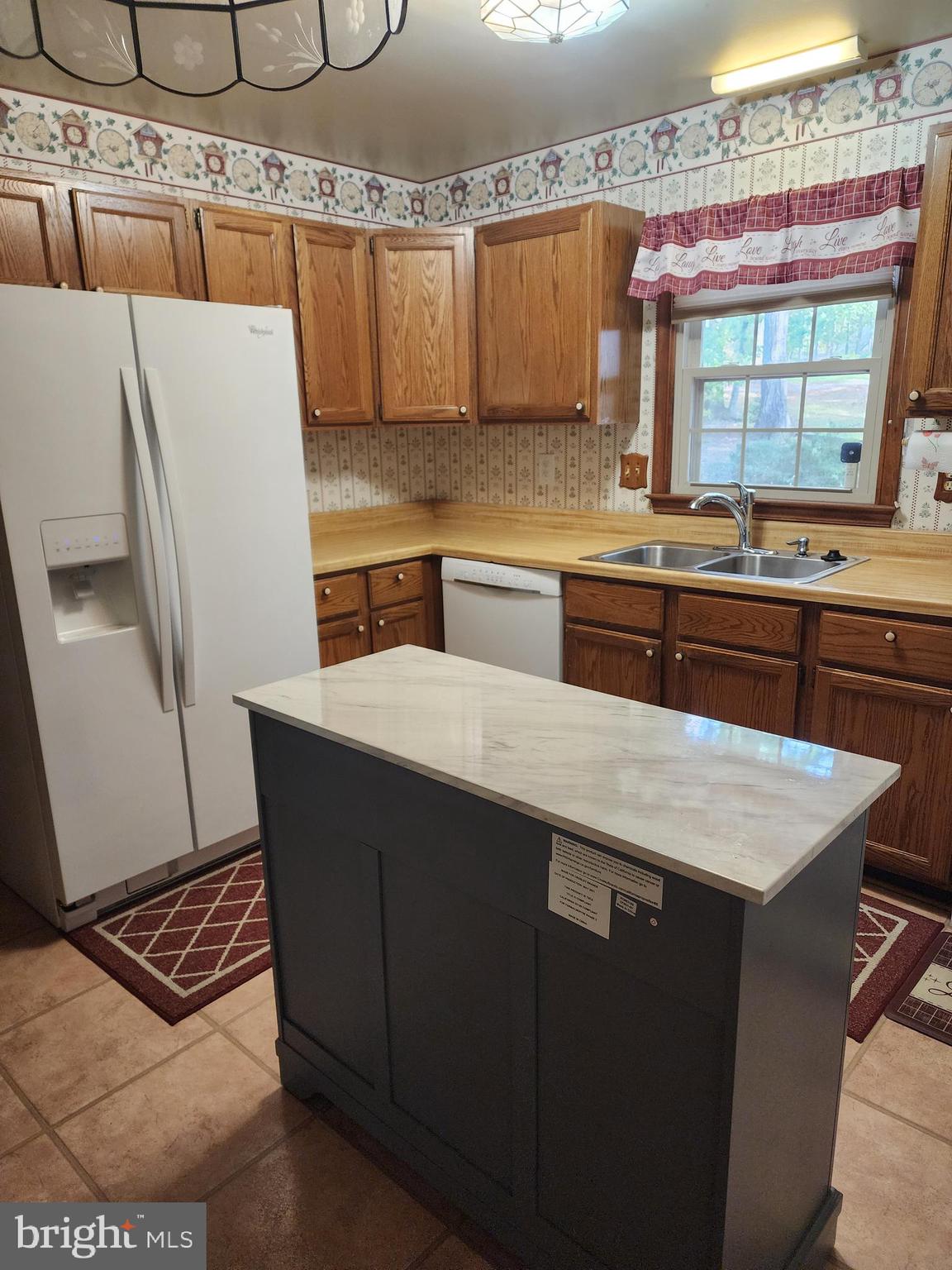 LAKE OF THE WOODS - Residential