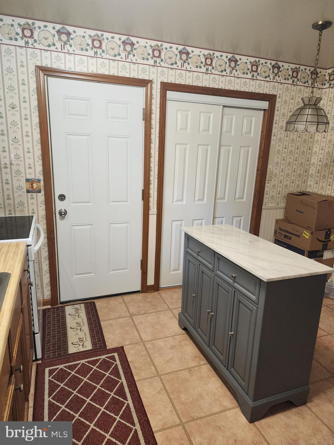 LAKE OF THE WOODS - Residential