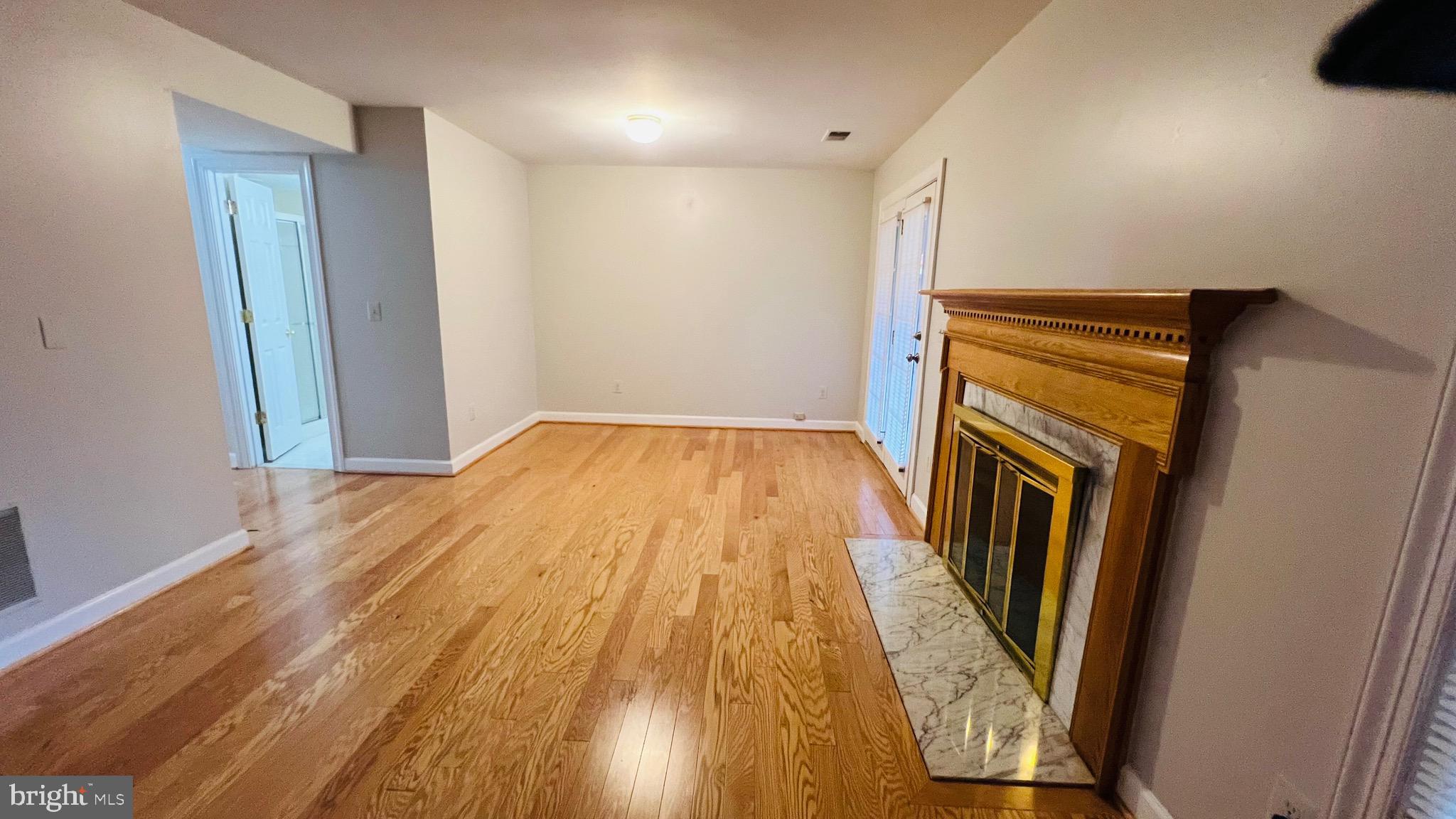 COURTHOUSE STATION - Residential Lease