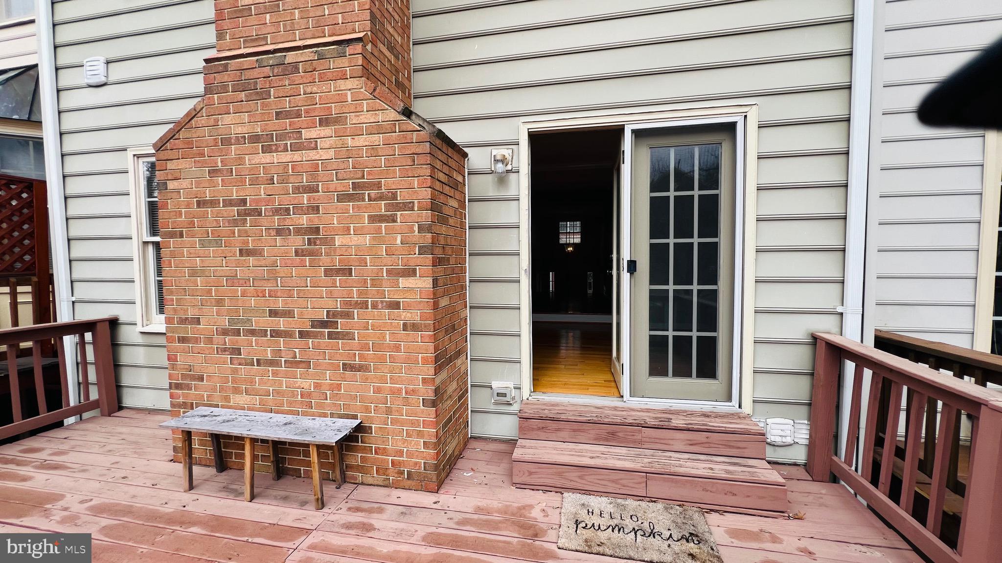 COURTHOUSE STATION - Residential Lease