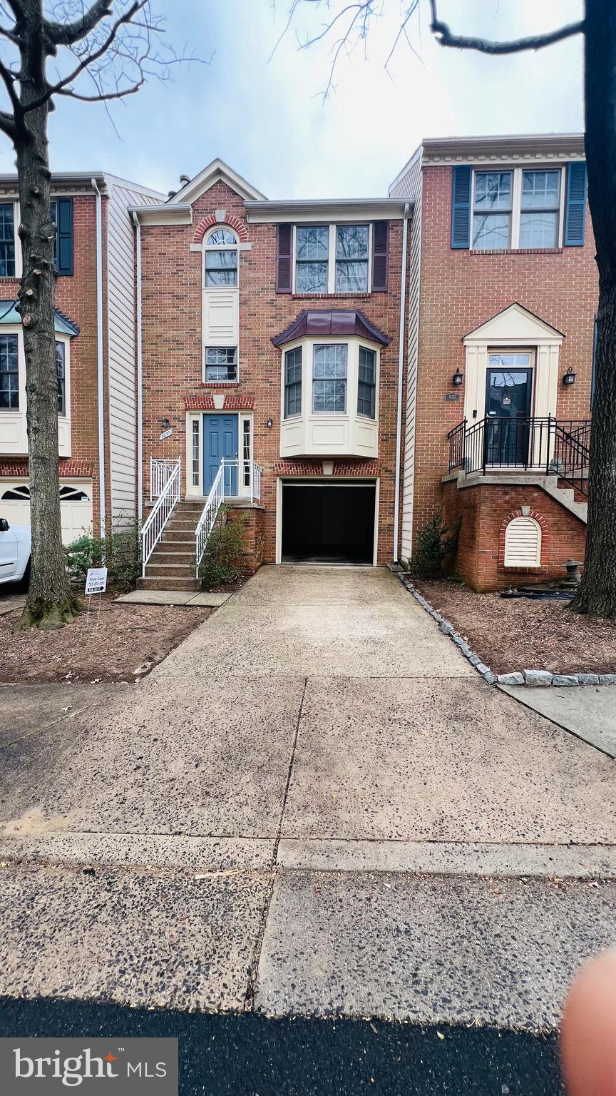 COURTHOUSE STATION - Residential Lease