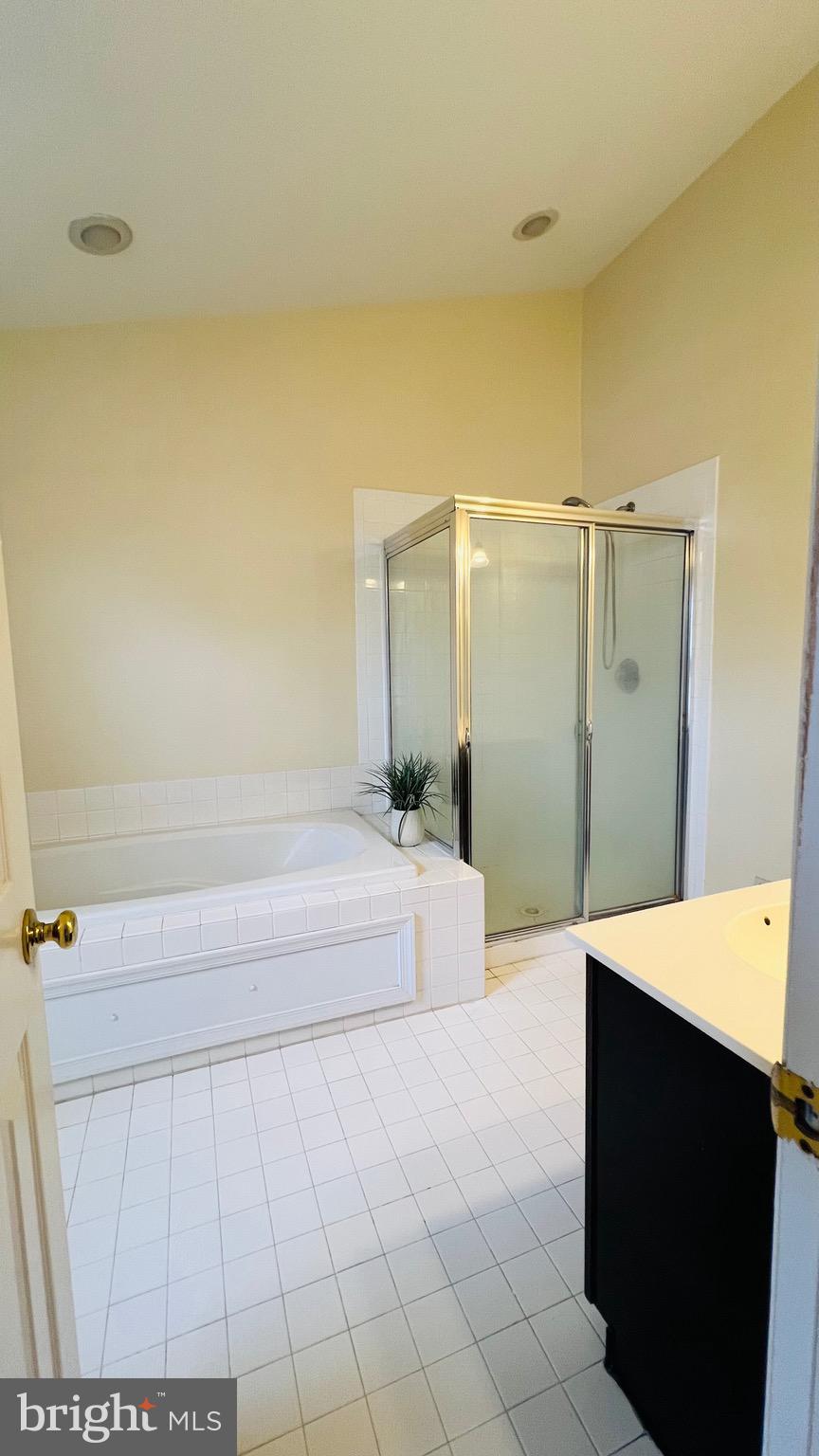 COURTHOUSE STATION - Residential Lease