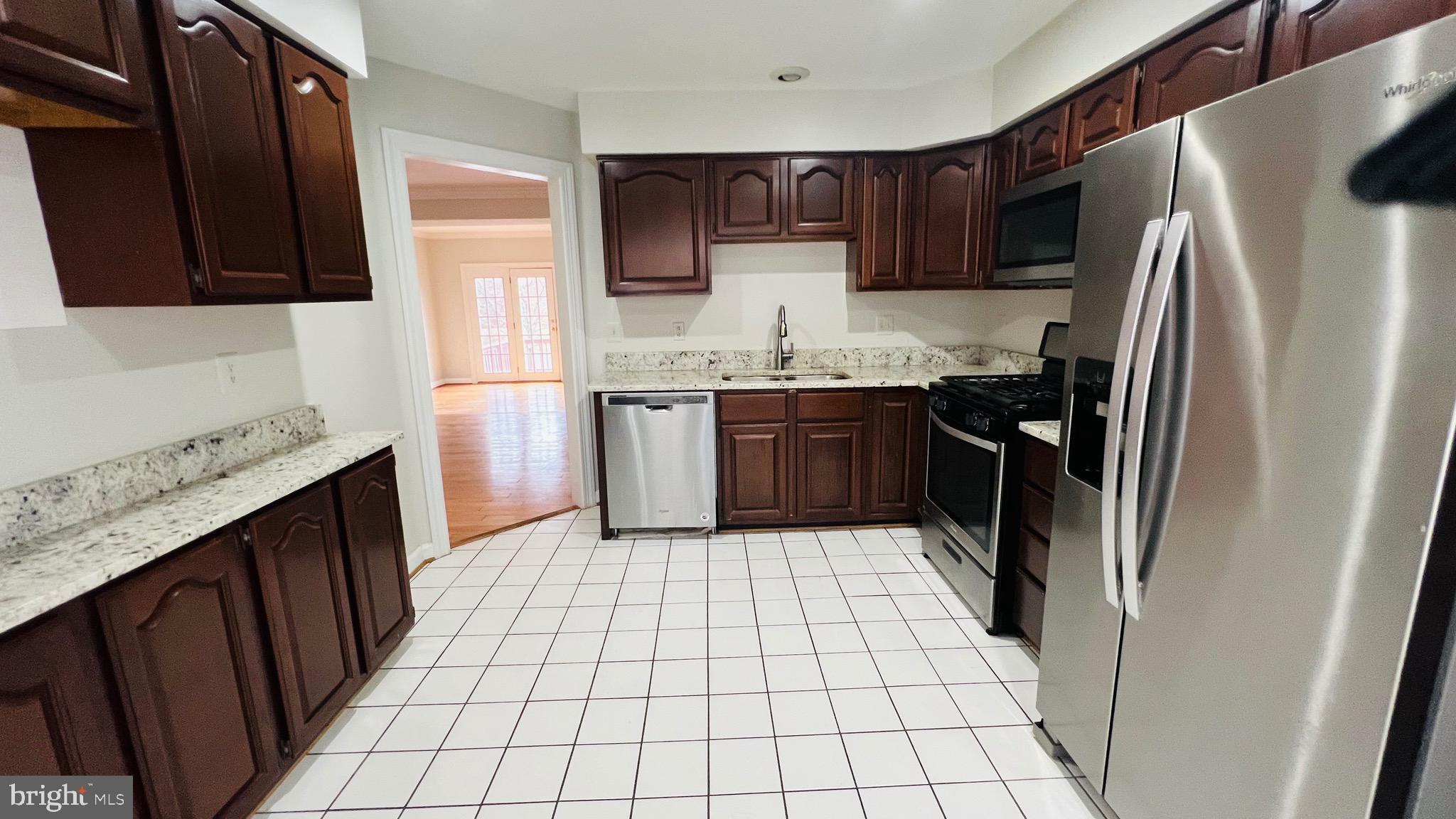 COURTHOUSE STATION - Residential Lease