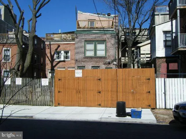 Philadelphia, Pennsylvania 19130, United States, 2 Bedrooms Bedrooms, ,2 BathroomsBathrooms,Residential,Active,253651