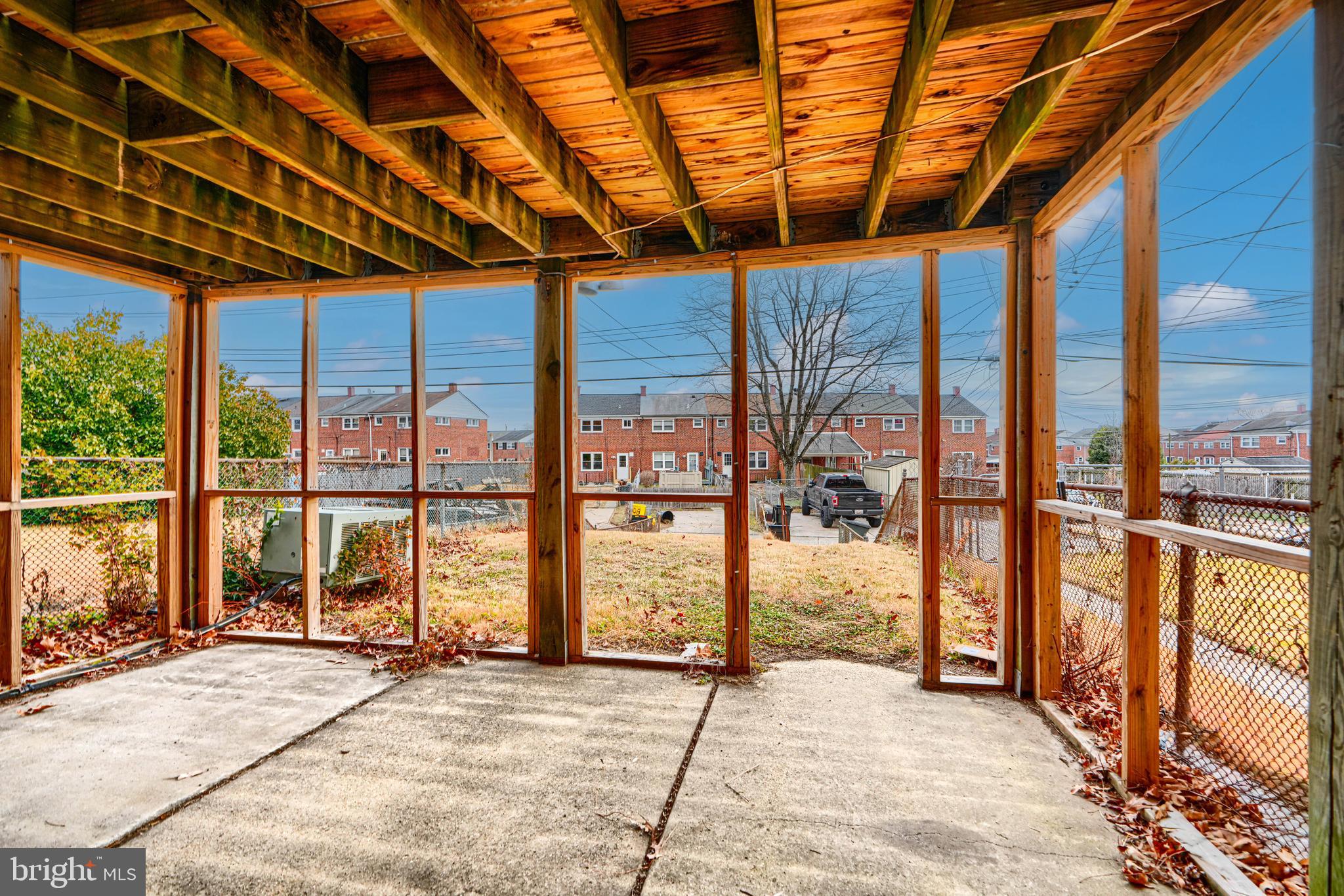 MAPLECREST - Residential