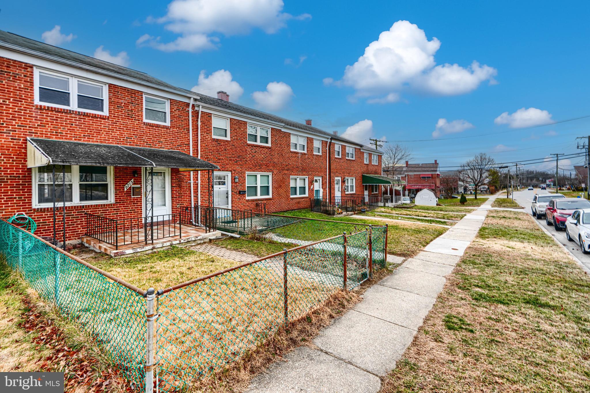 MAPLECREST - Residential