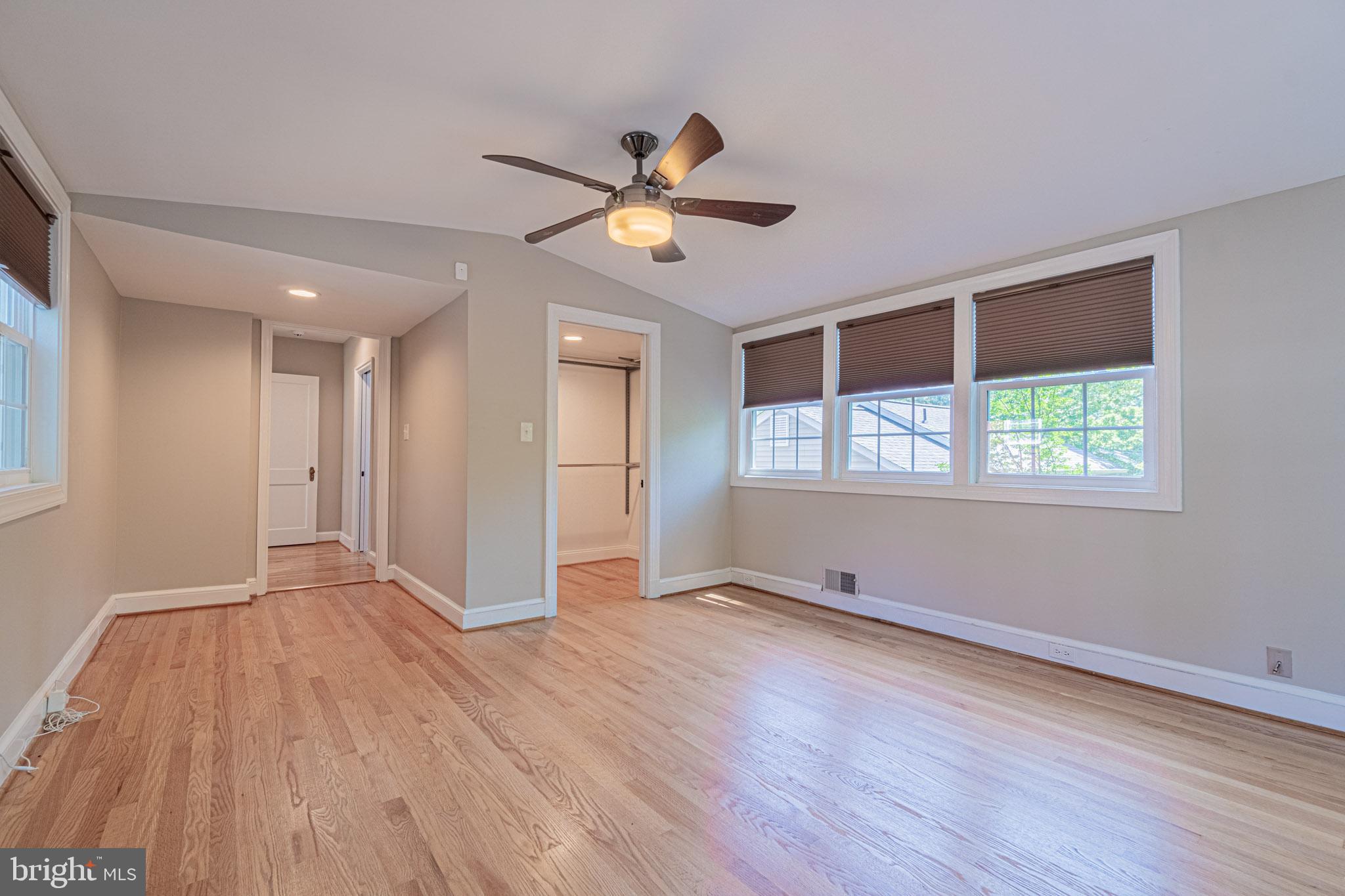 COLUMBIA FOREST - Residential Lease