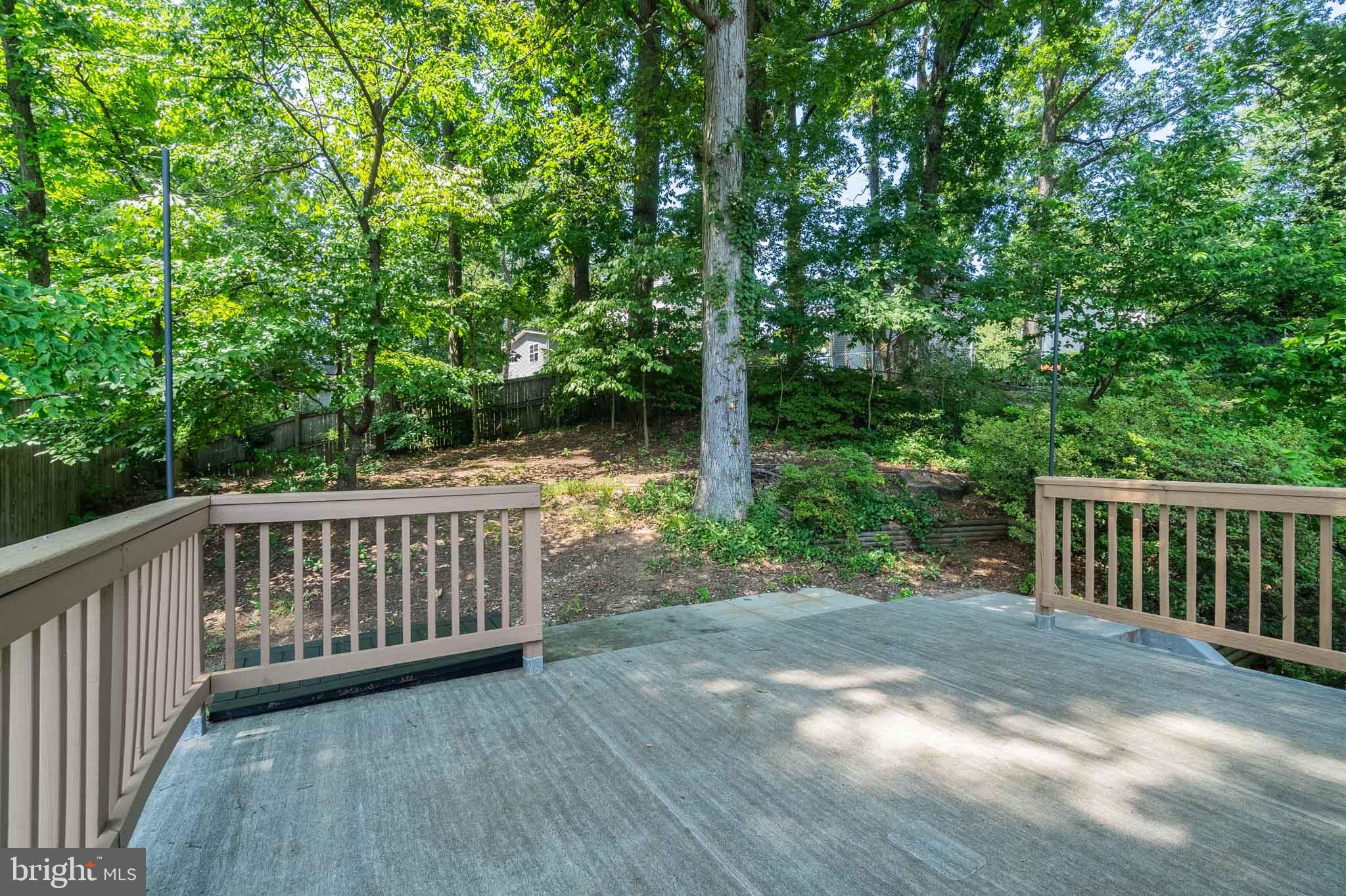 COLUMBIA FOREST - Residential Lease