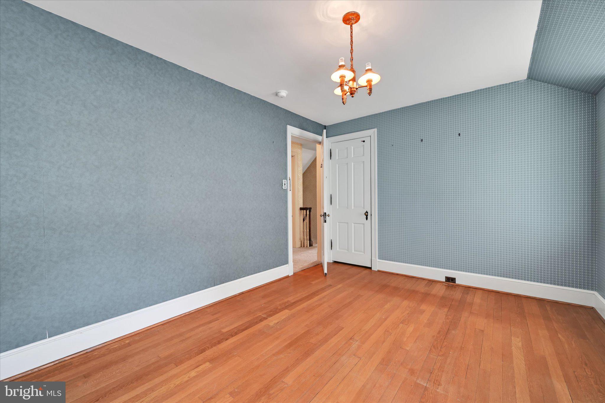 BROOKVIEW - Residential