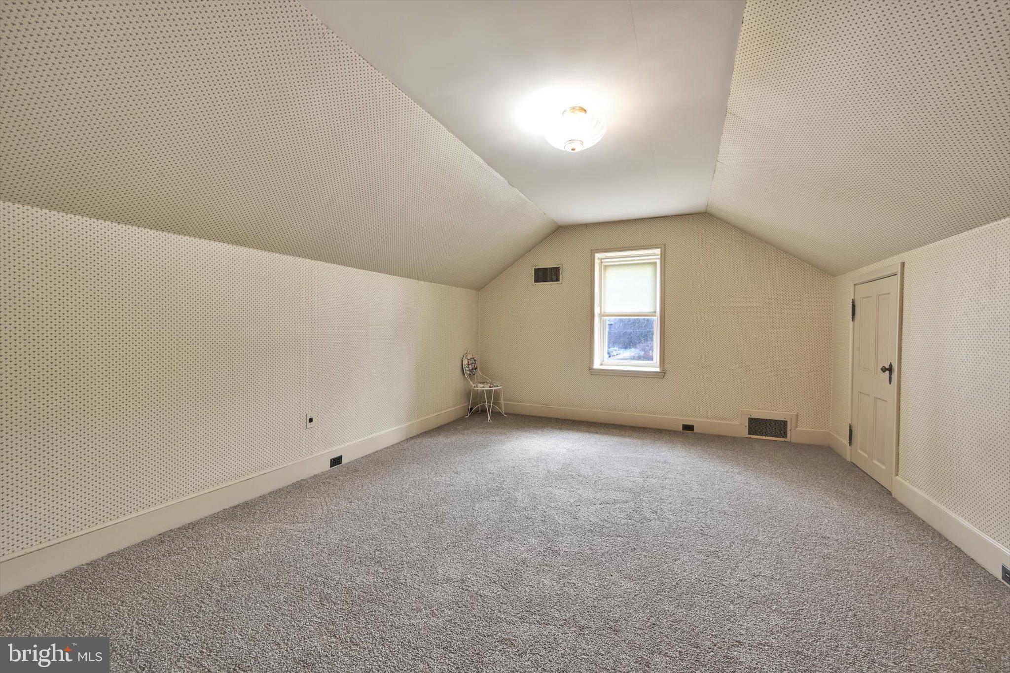 BROOKVIEW - Residential