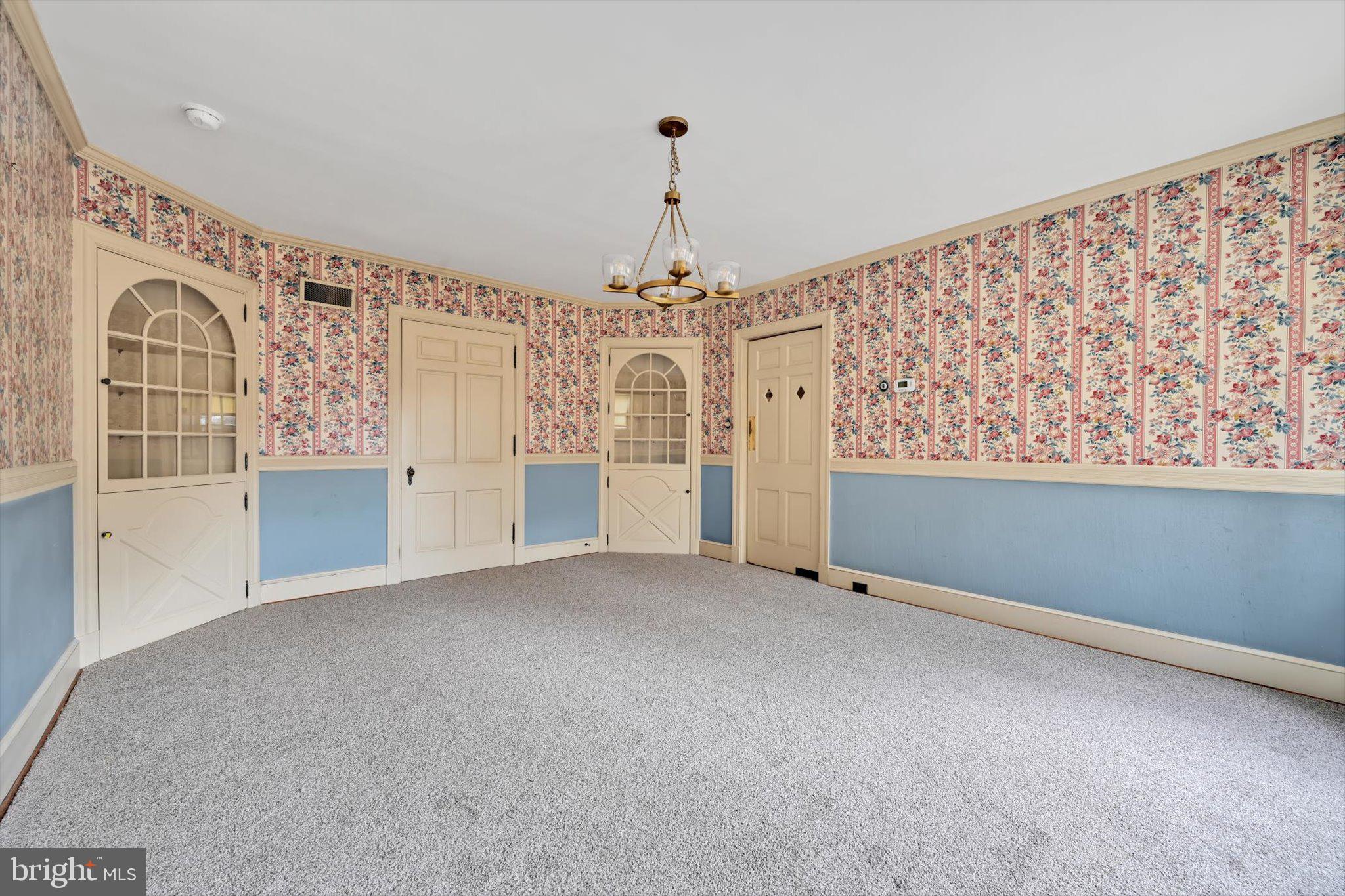 BROOKVIEW - Residential