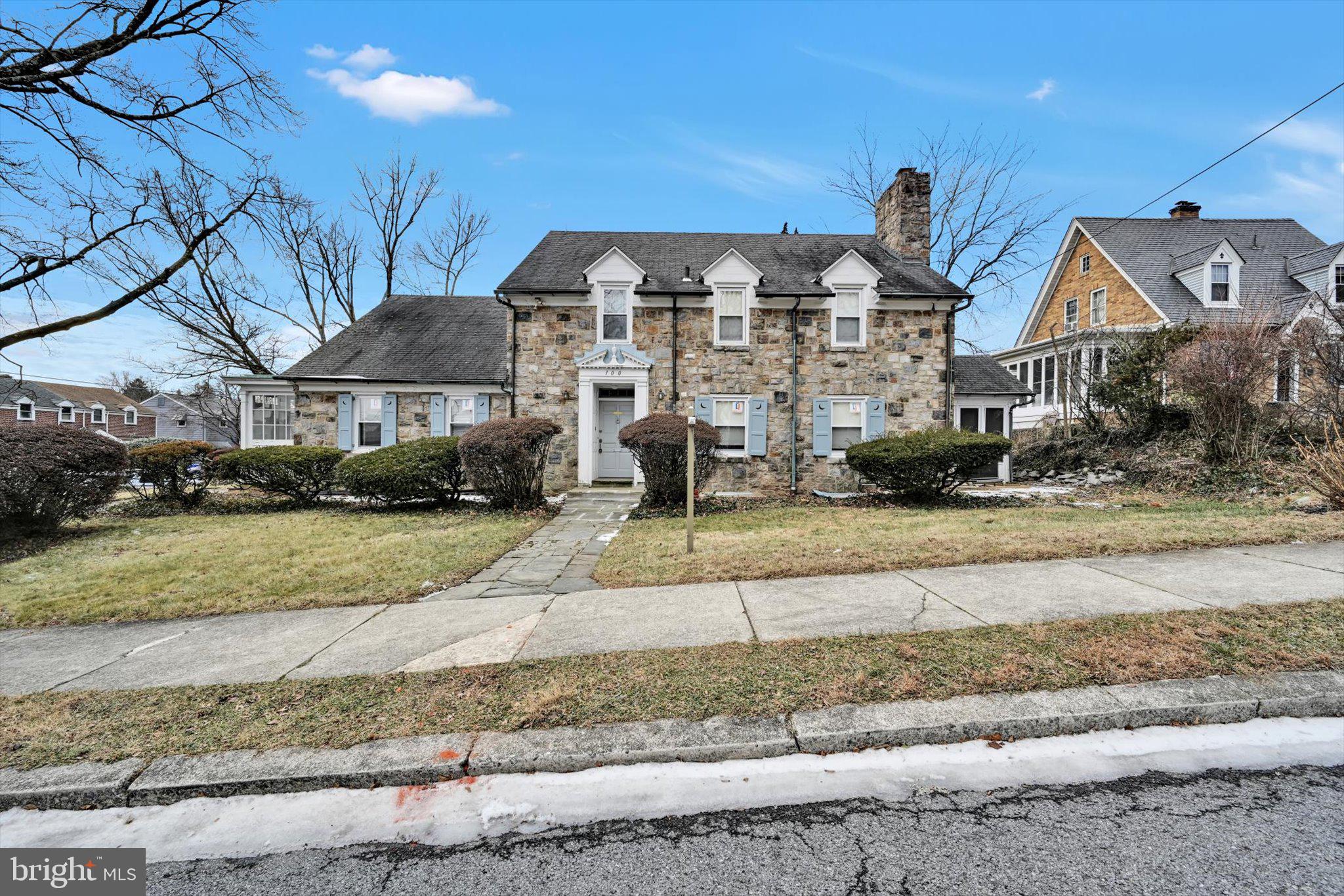 BROOKVIEW - Residential