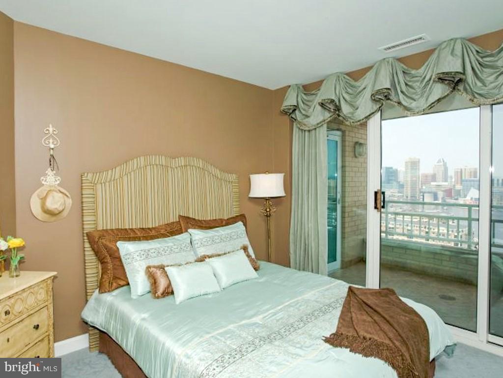 HARBORVIEW CONDOMINIUMS - Residential Lease