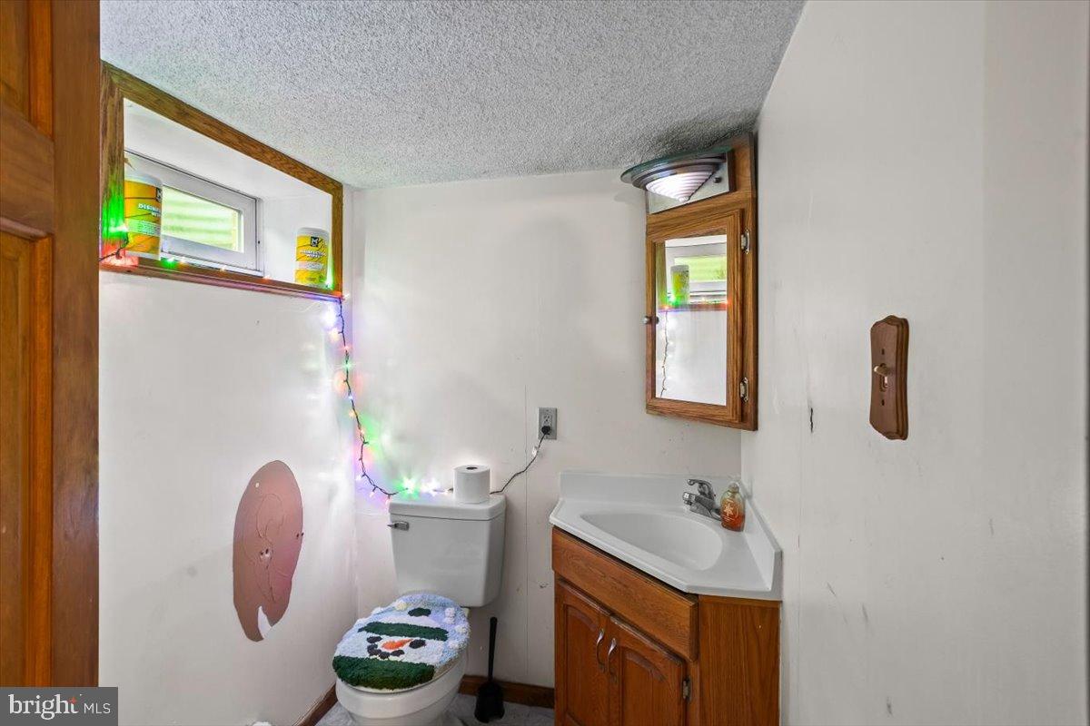 PLEASUREVILLE - Residential