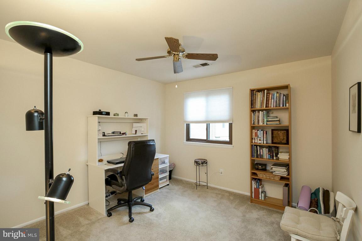 CHURCHILL TOWN SECTOR - Residential