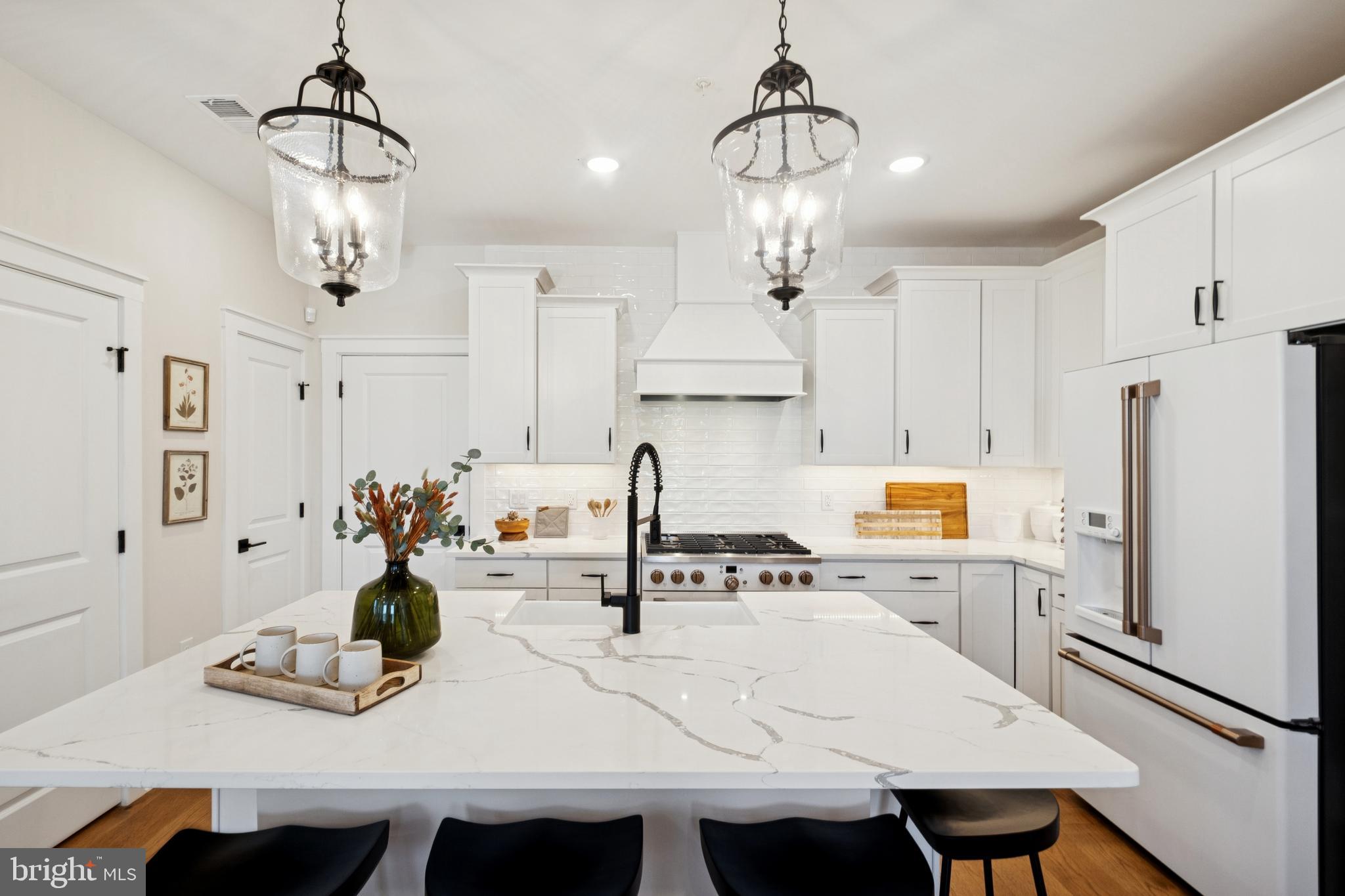 GALLERY PARK AT WESTFIELDS - Residential