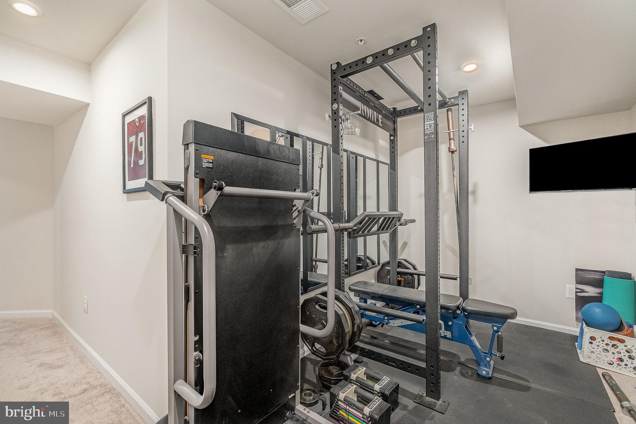 CHESAPEAKE CLUB - Residential