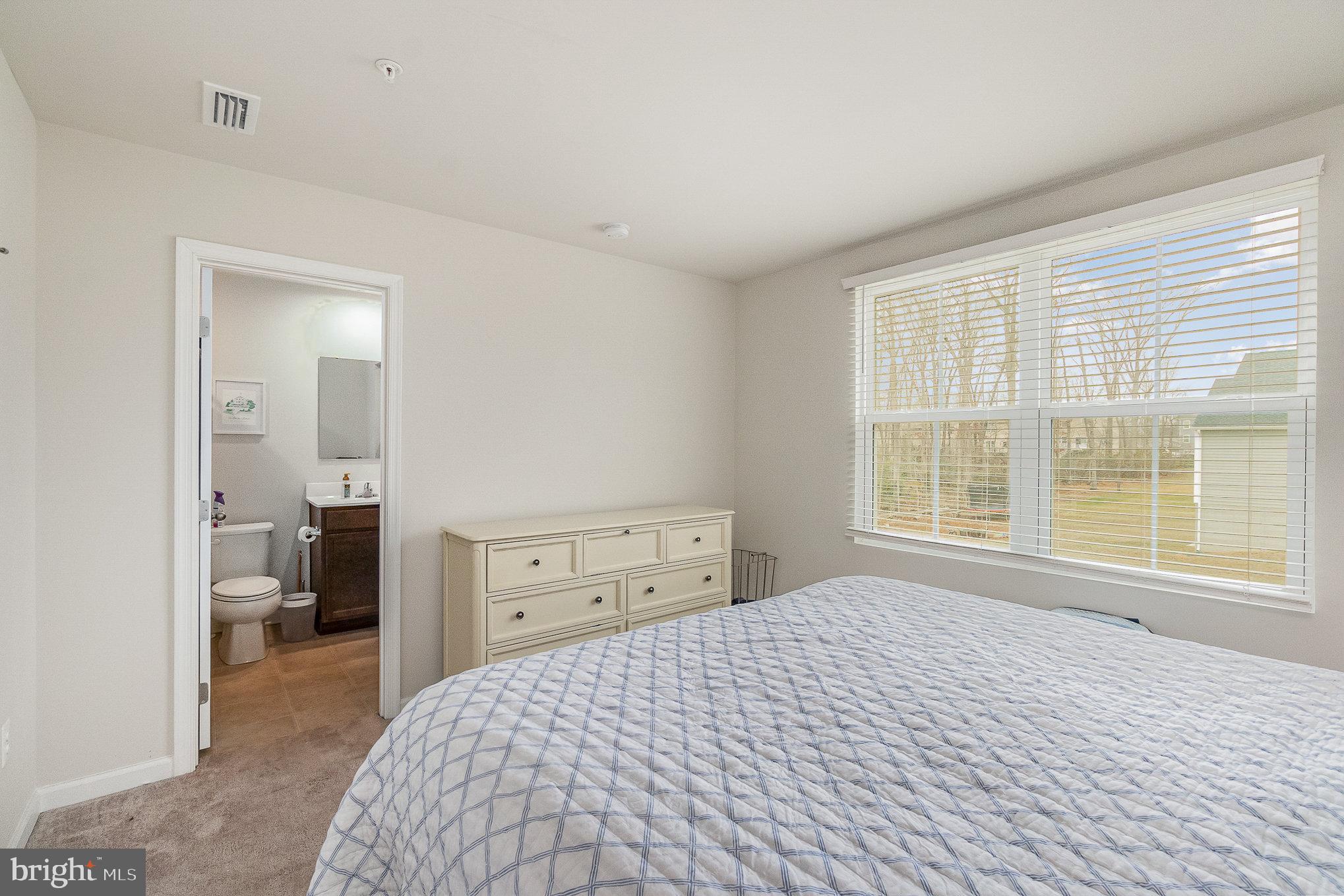 CHESAPEAKE CLUB - Residential