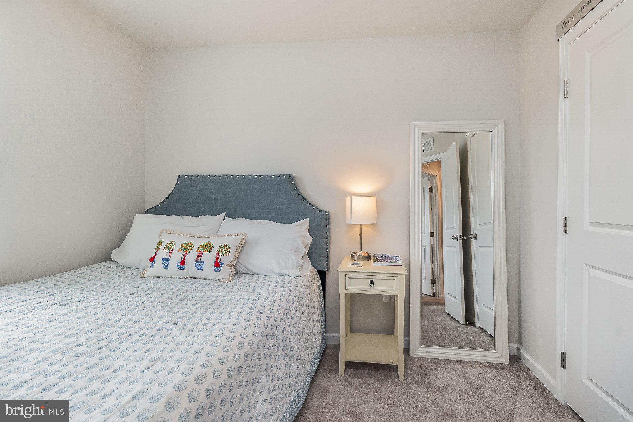 CHESAPEAKE CLUB - Residential