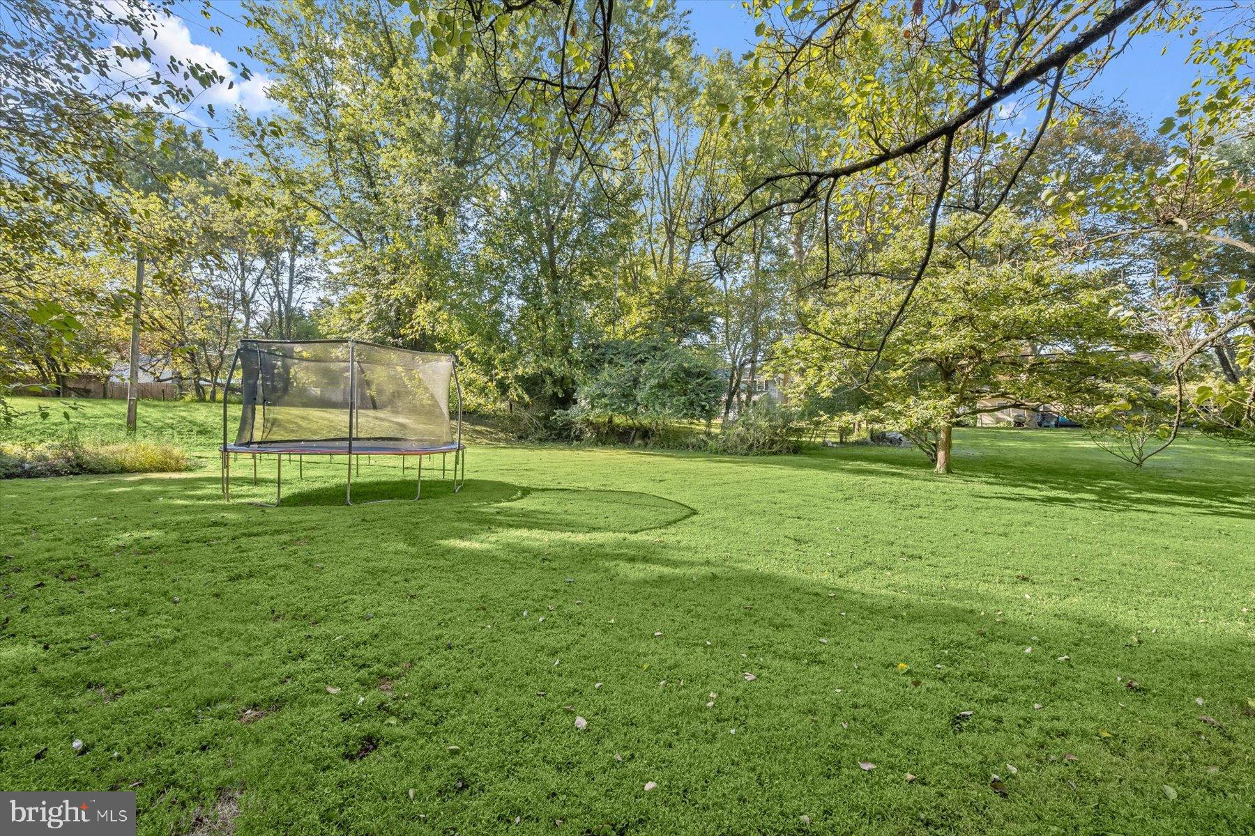 COLUMBIA HILLS - Residential