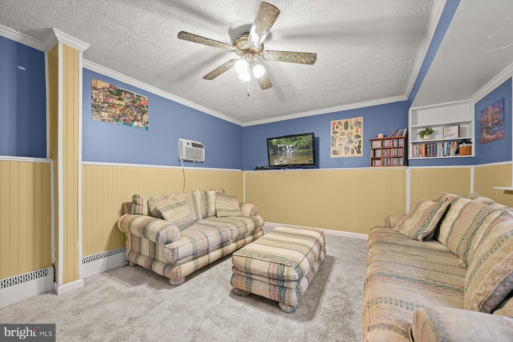 COLUMBIA HILLS - Residential