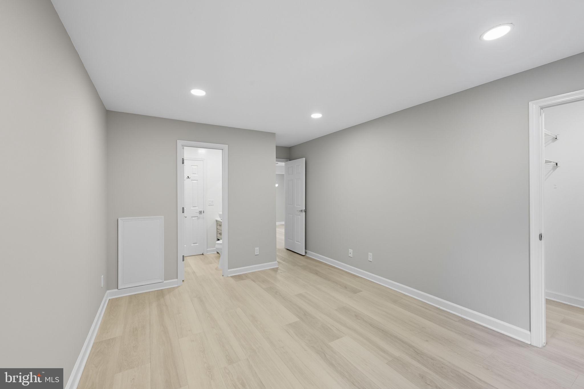 PENDERBROOK - Residential