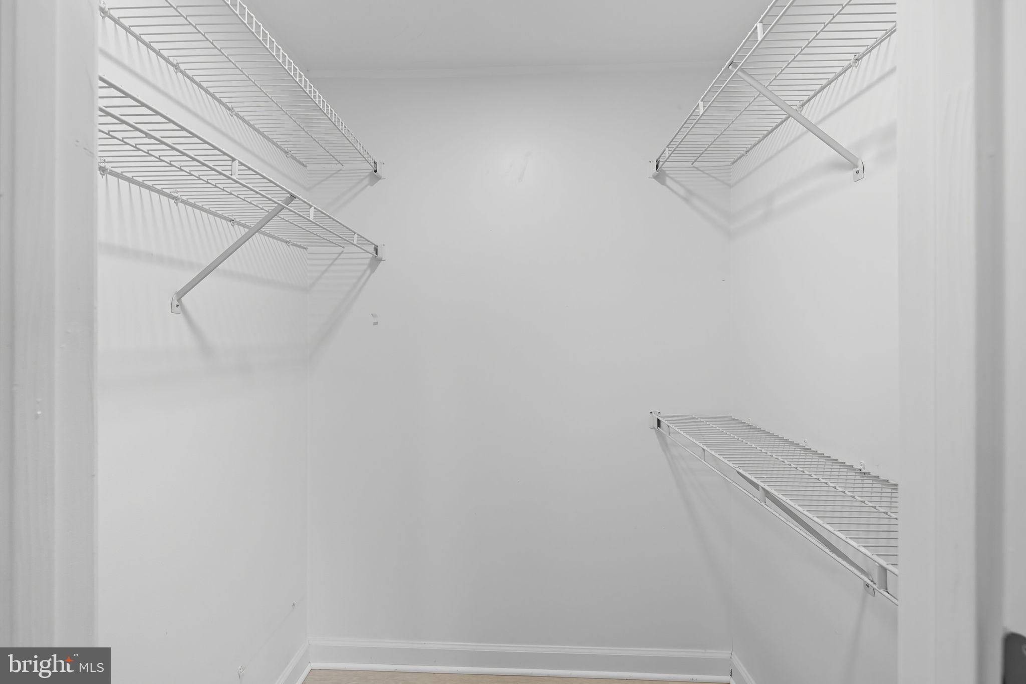 PENDERBROOK - Residential