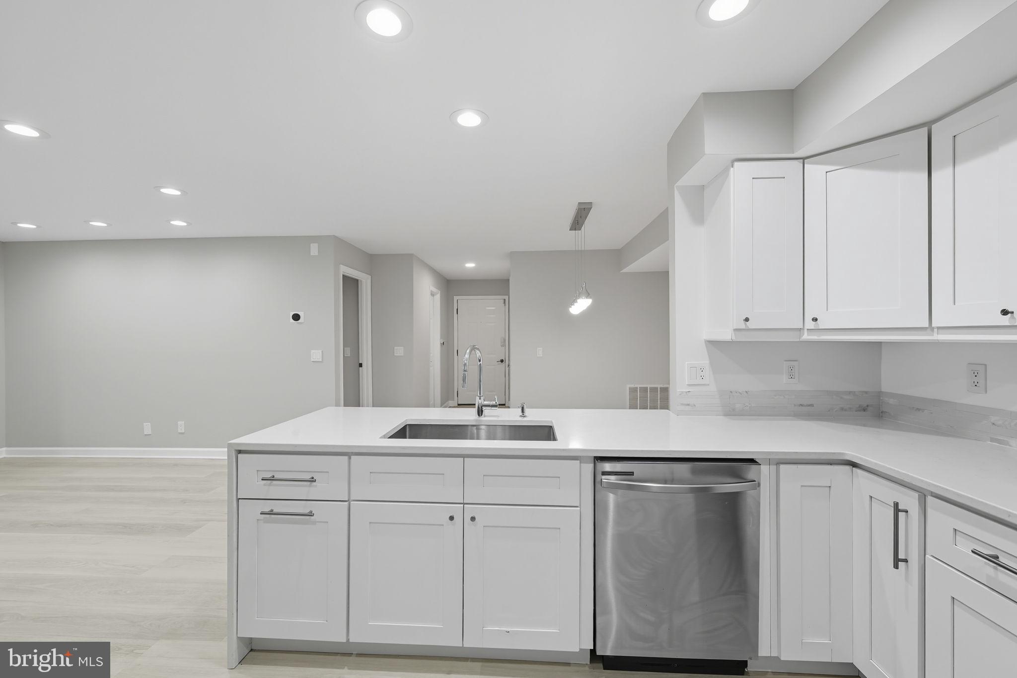 PENDERBROOK - Residential