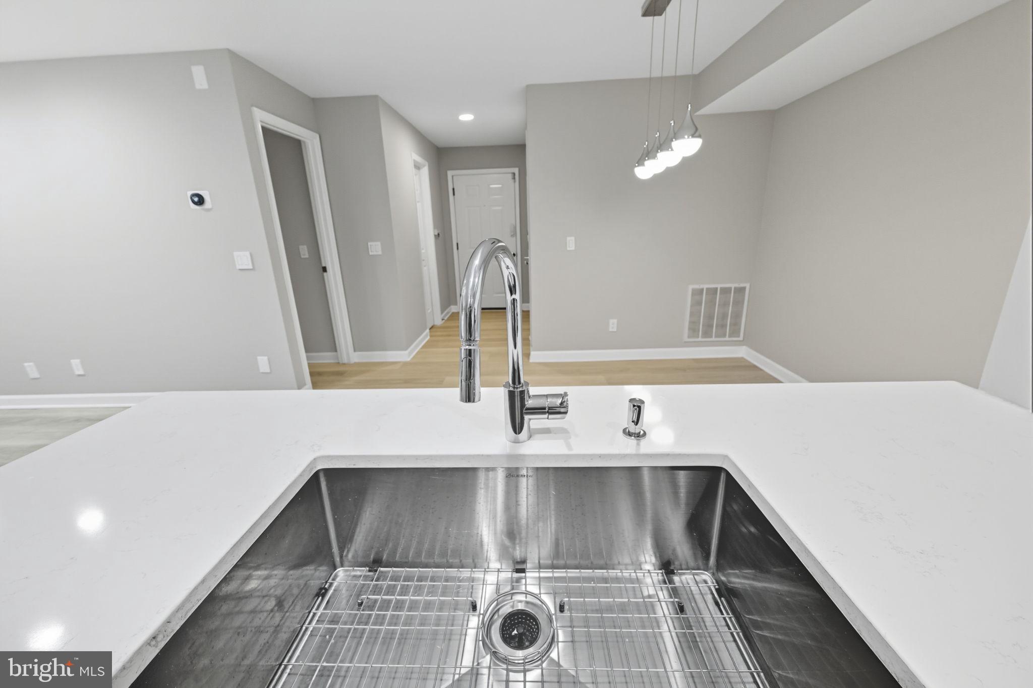 PENDERBROOK - Residential